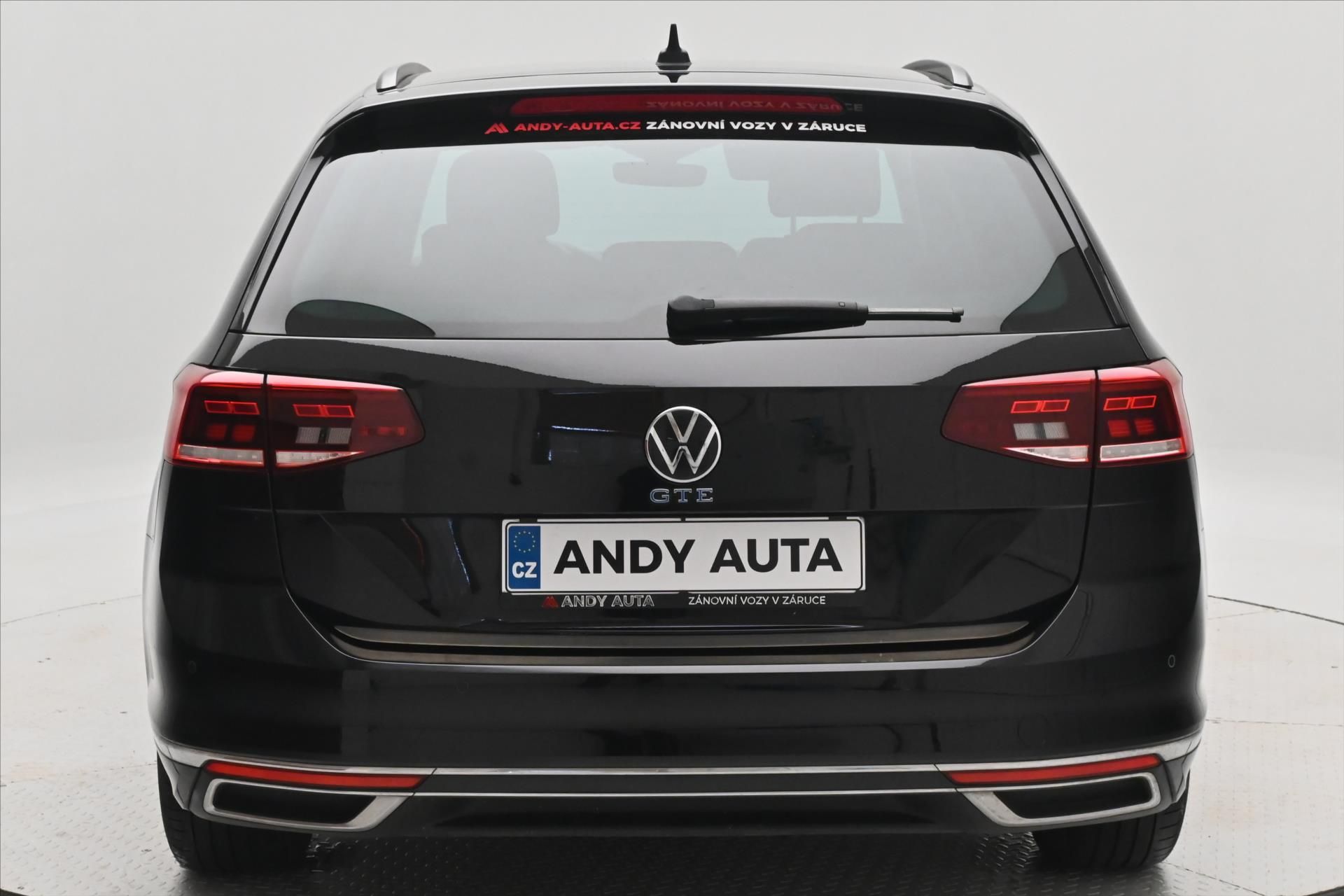 Volkswagen Passat, 1,4 GTE 160 kW DSG Business Zá - fotka 6