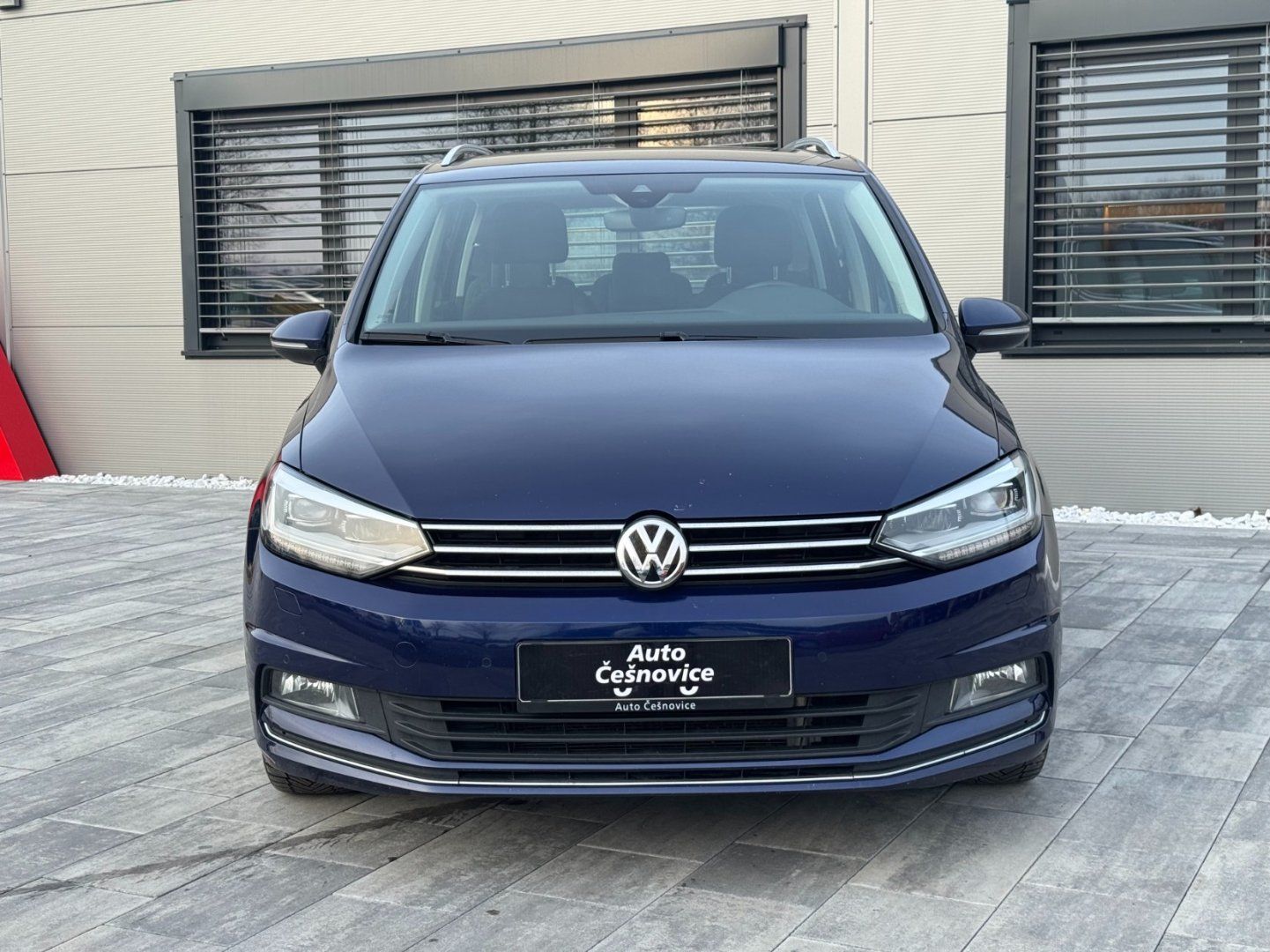 Volkswagen Touran, HIGHLINE 2.0 TDI DSG - fotka 2