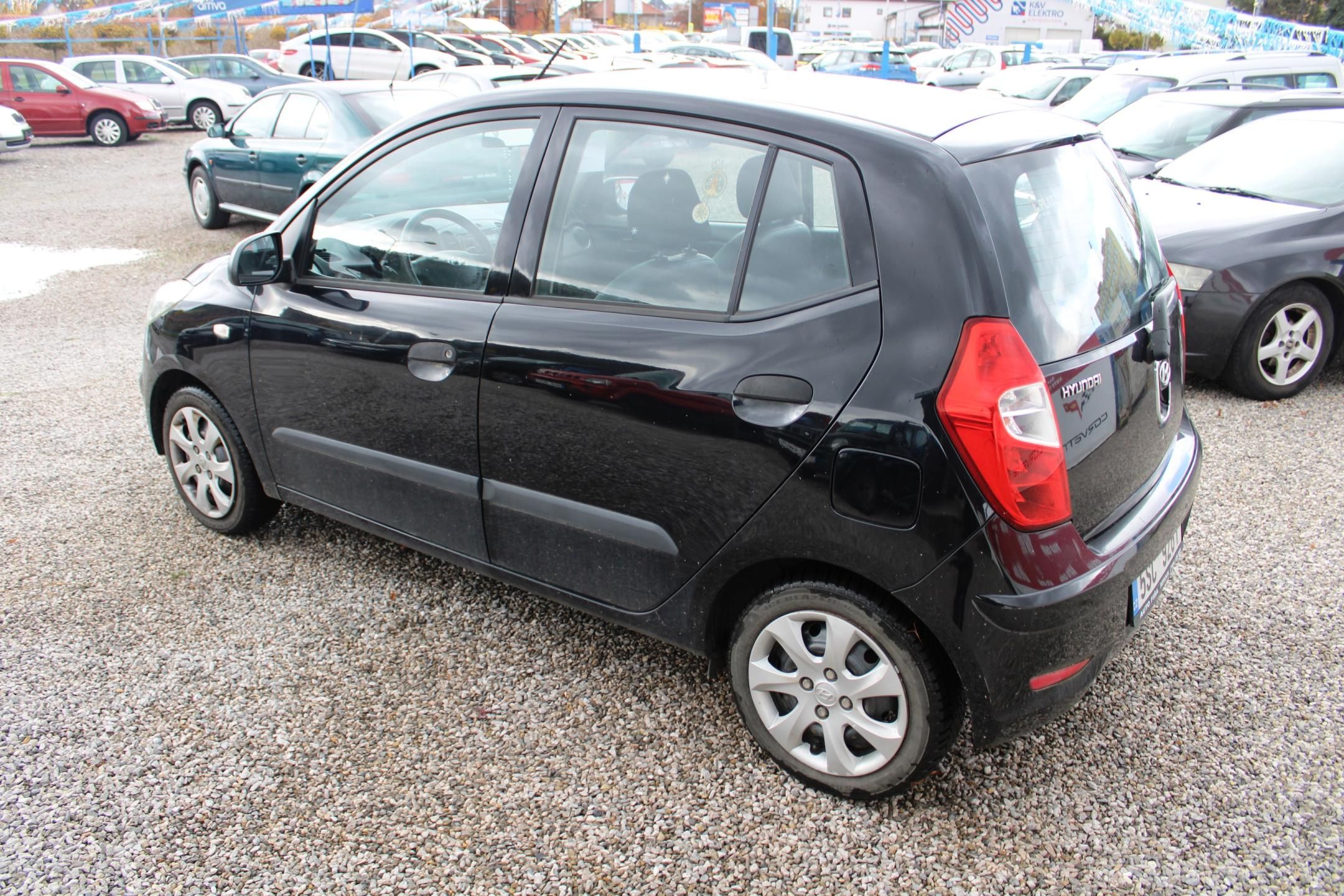 Hyundai i10, 1,1i EL.OKNA SERVO CENTRÁL - fotka 5