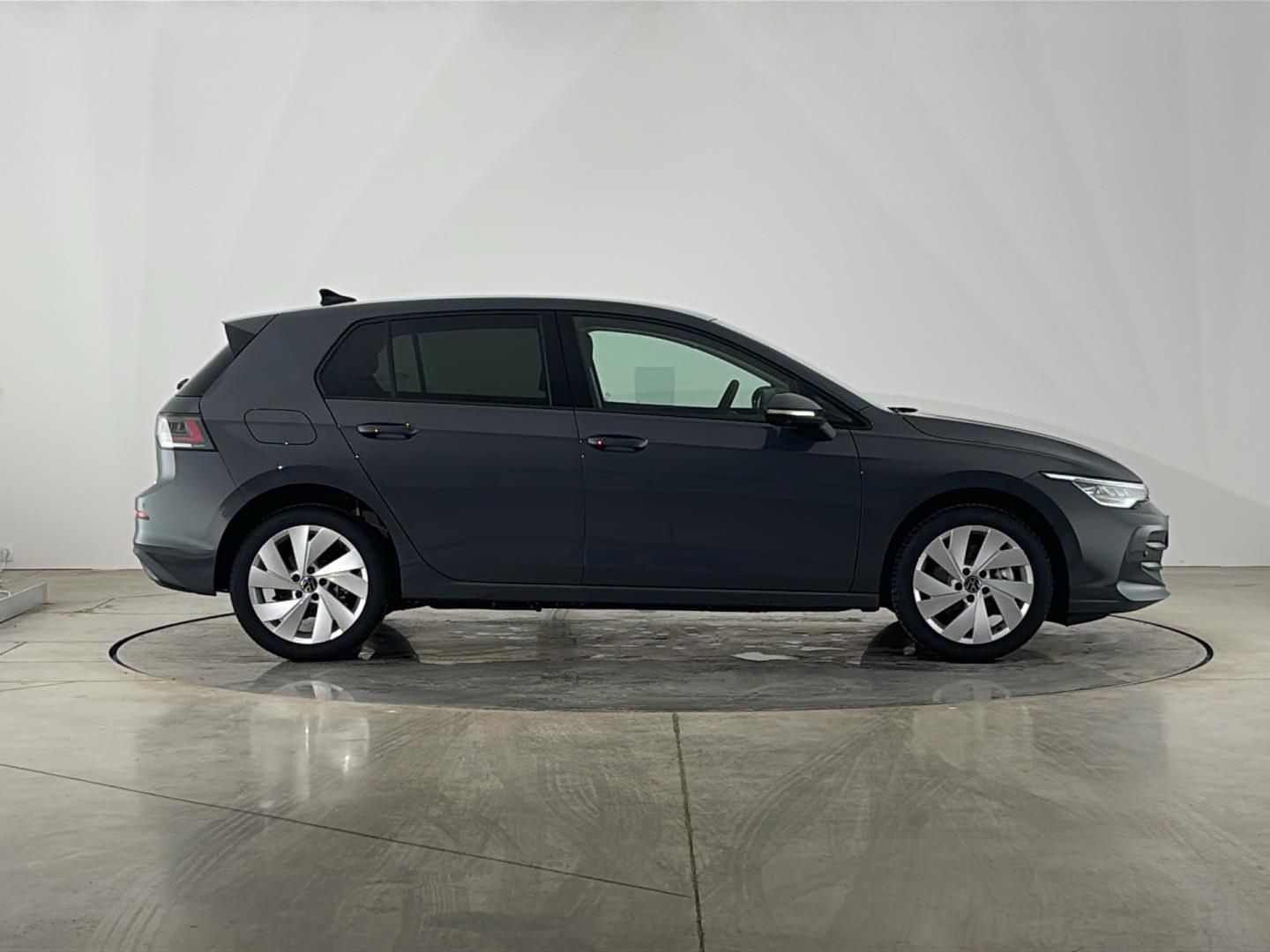 Volkswagen Golf, 1.5 TSI e-Hybrid / 150 kW - fotka 6