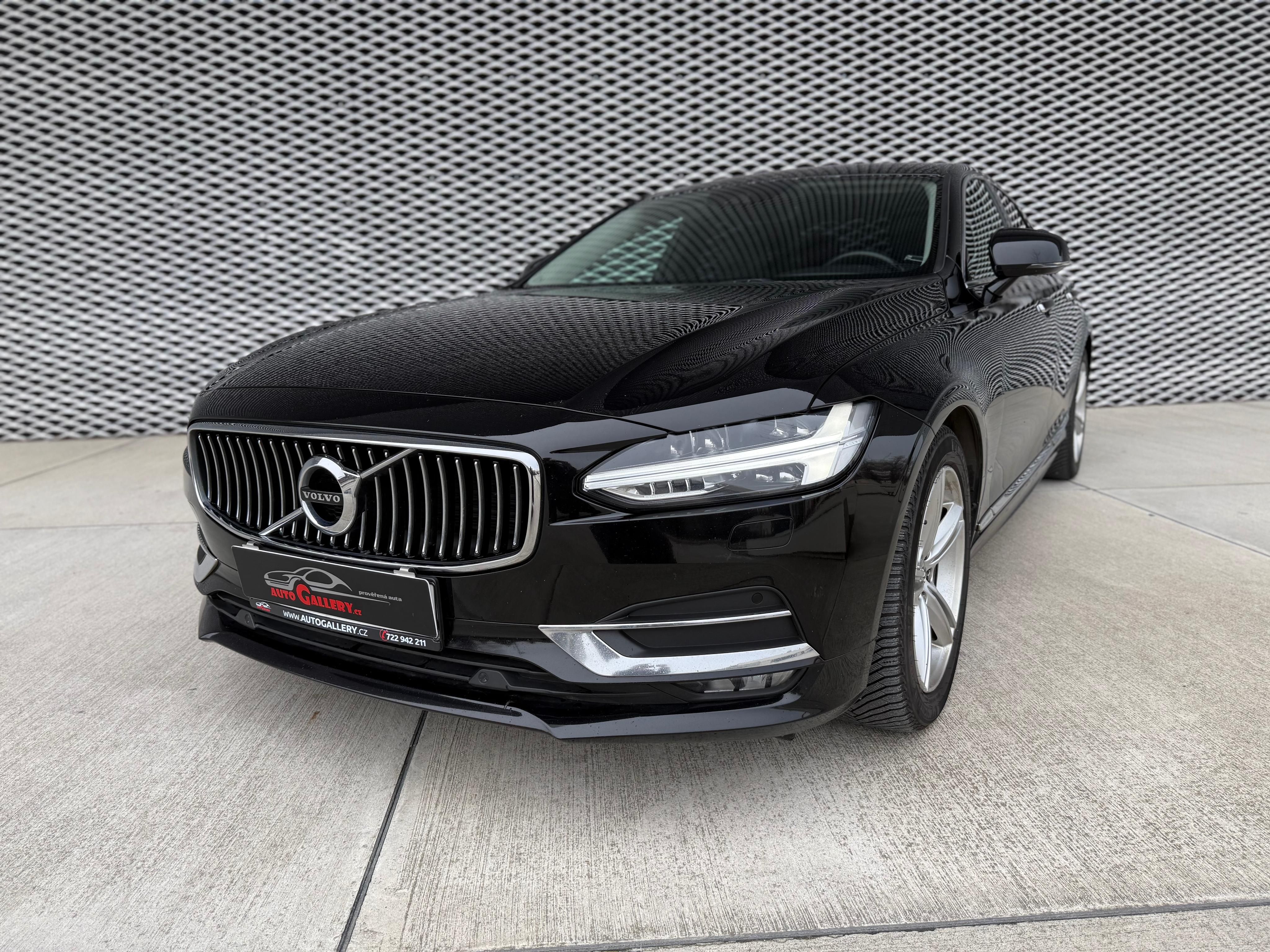 Volvo S90, 2.0 D5 AWD Inscription 177 kW - fotka 3