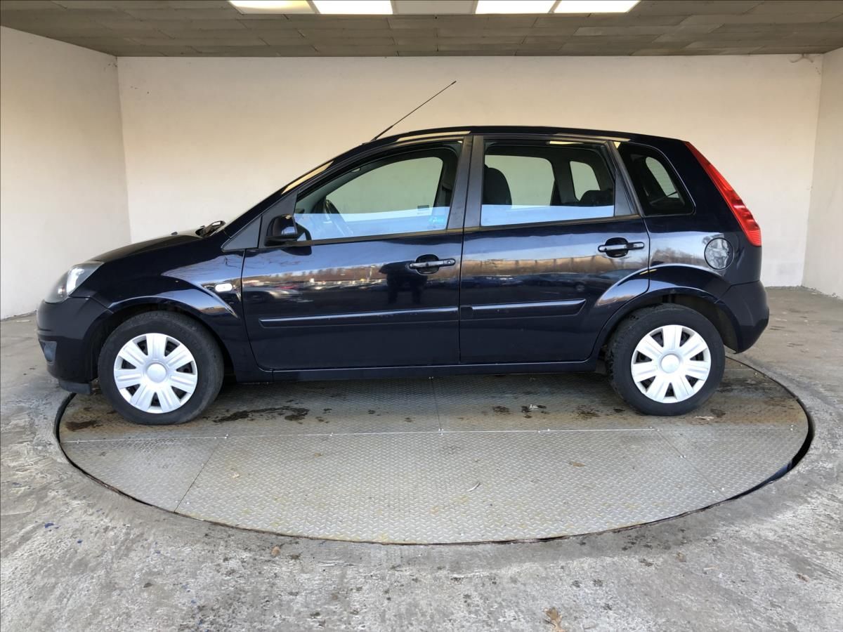Ford Fiesta, 1,3 i - fotka 4
