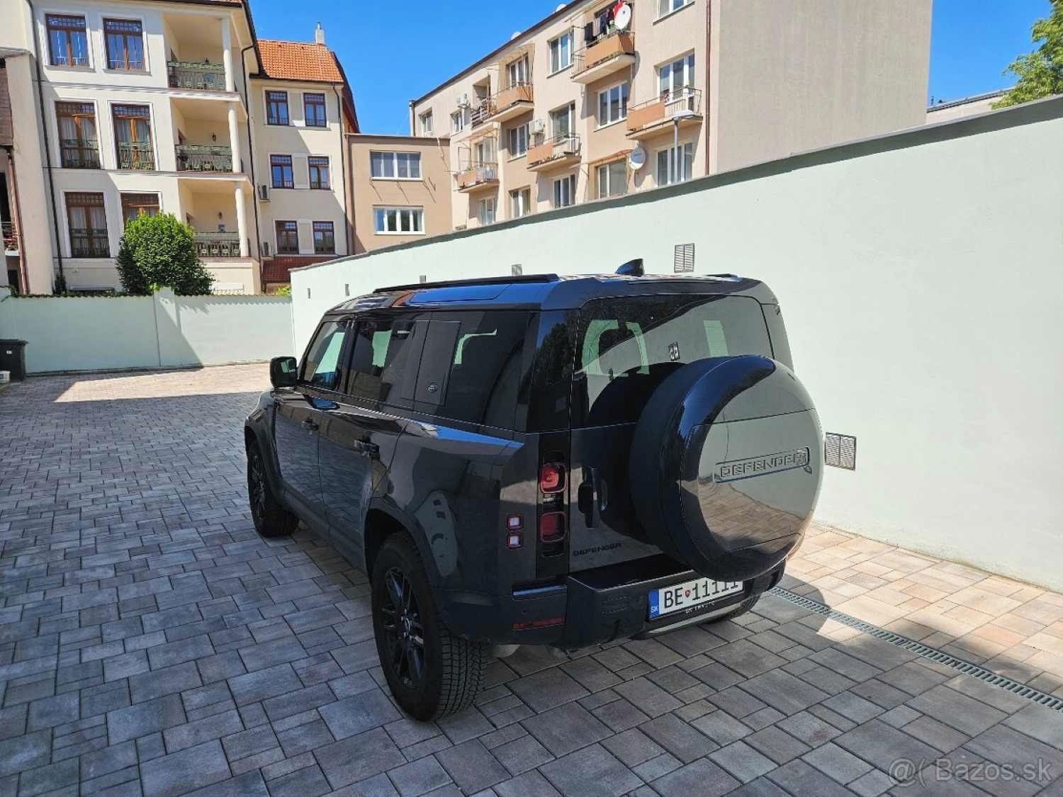 Land Rover Defender, Land Rover Defender 110 3.0D I - fotka 4