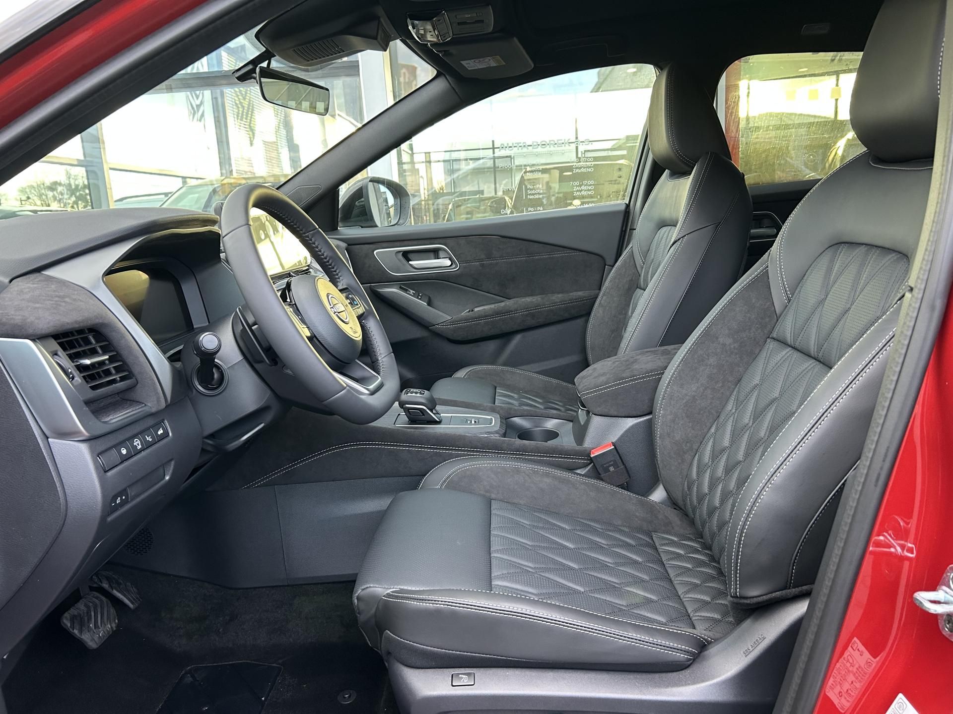 Nissan Qashqai, Tekna Plus 1.3 DIG-T 116kw Aut - fotka 6