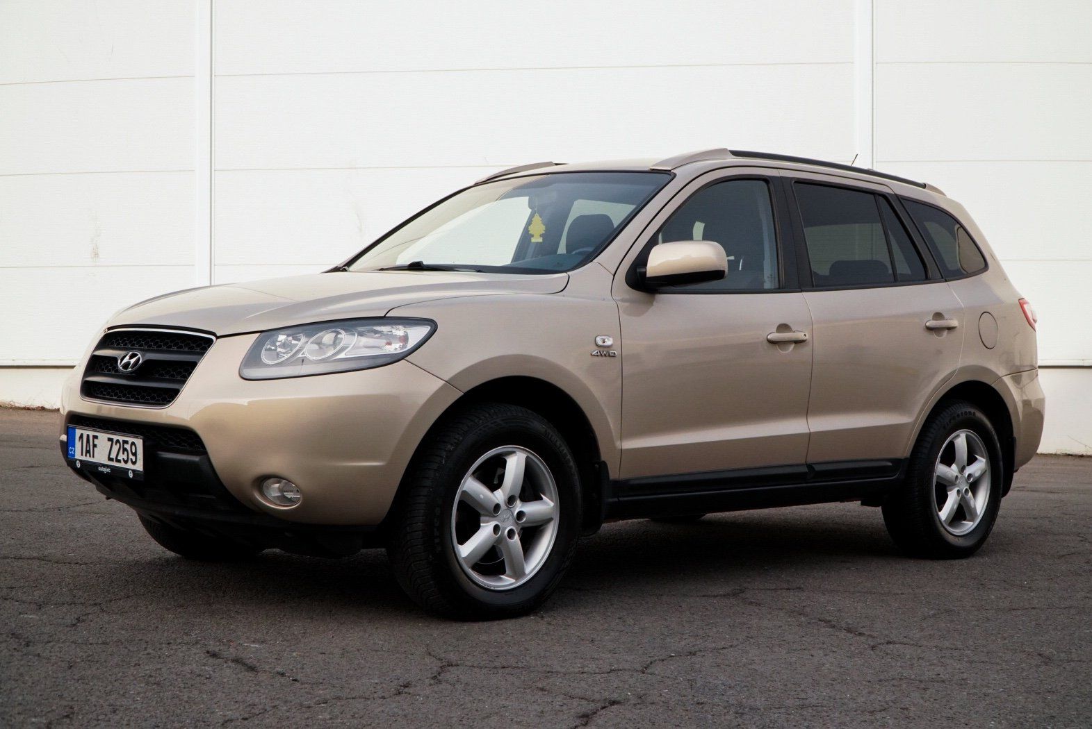 Hyundai Santa Fe, 2.2 CRDI 4X4 7 MÍST PREMIUM - fotka 4