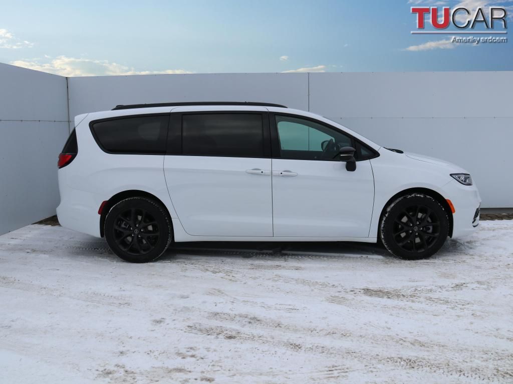 Chrysler Pacifica, Select AWD 3.6 V6 - fotka 2