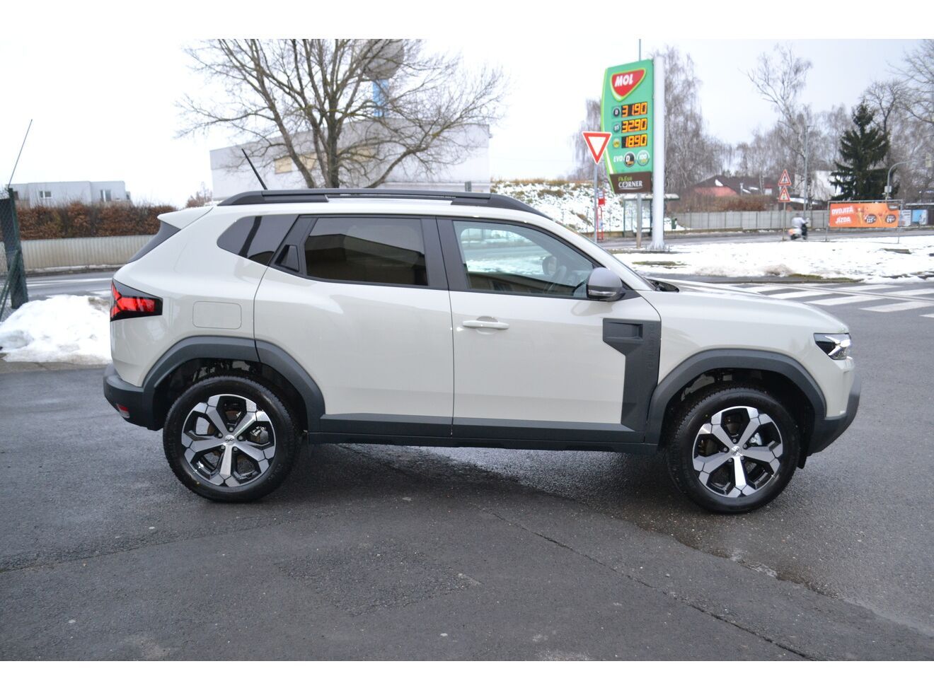 Dacia Duster, NEW  JOURNEY  MHEV TCe 130 4x4 - fotka 6