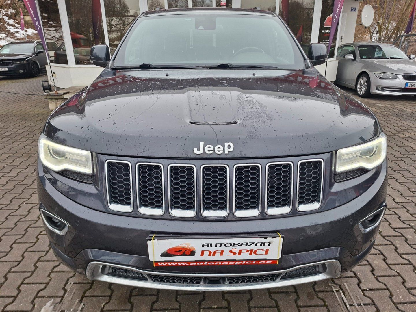 Jeep Grand Cherokee, 3.0CRDi 184kW 4x4 8A OVERLAND - fotka 3
