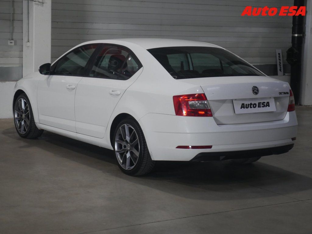 Škoda Octavia, 1.6 TDi,AC,STK11/27 - fotka 6