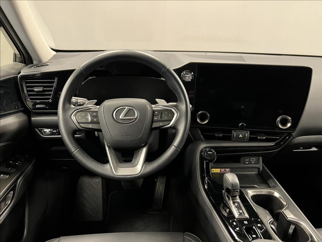 Lexus NX 350h, 350H 2,5 HEV EXECUTIVE TOP - fotka 5