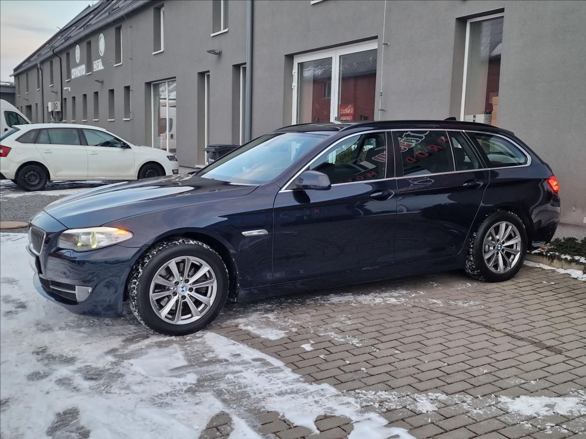 BMW Řada 5, 520d 135kW, manual, 2.Majitel - fotka 6