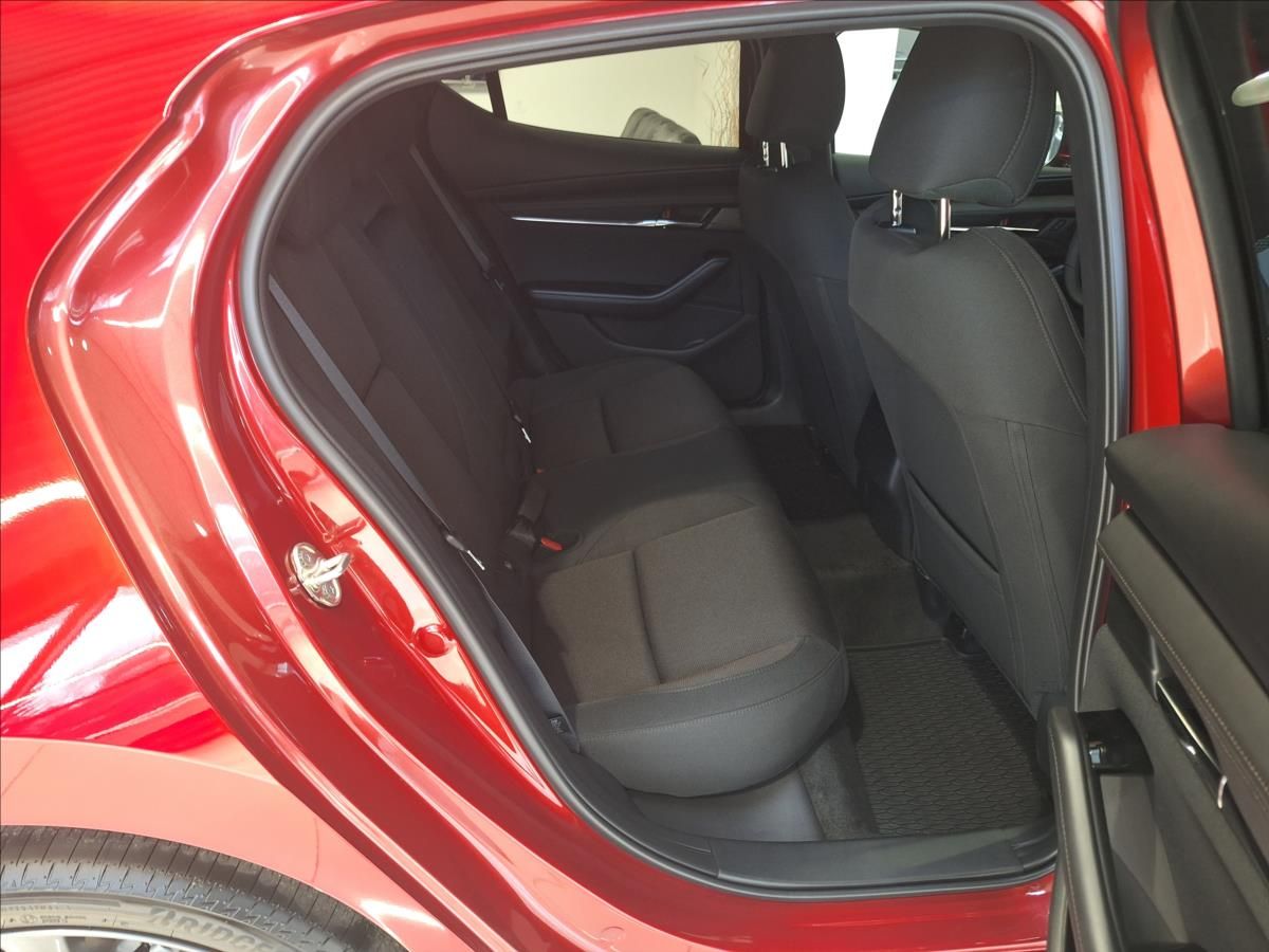 Mazda 3, 2.5 G 140ps 6AT FWD CENTRE-LIN - fotka 5