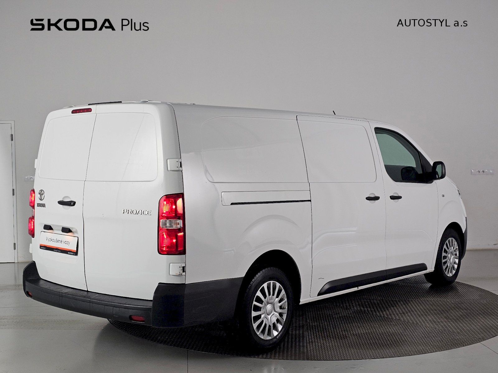 Toyota Proace, 2.0D 120k L2 Active - fotka 2
