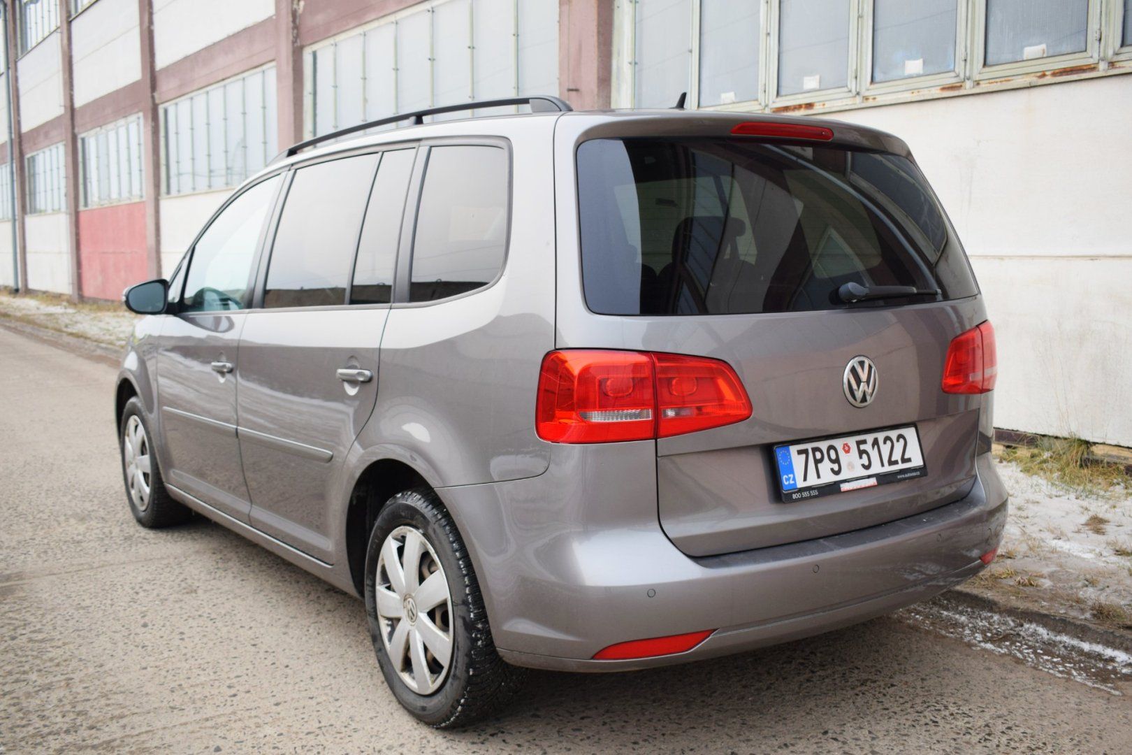 Volkswagen Touran, 1.4TSi 103KW/MANUÁL/2011/TAŽNÉ - fotka 4