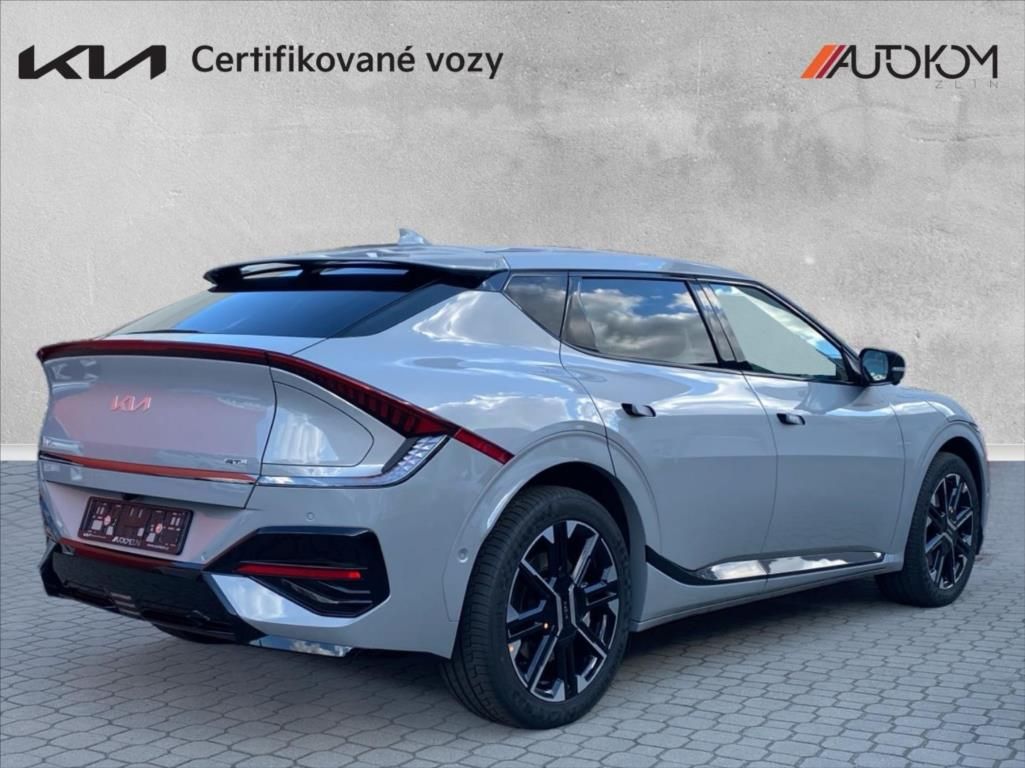Kia EV6, GT LINE 239 KW + 84 KWH - fotka 5