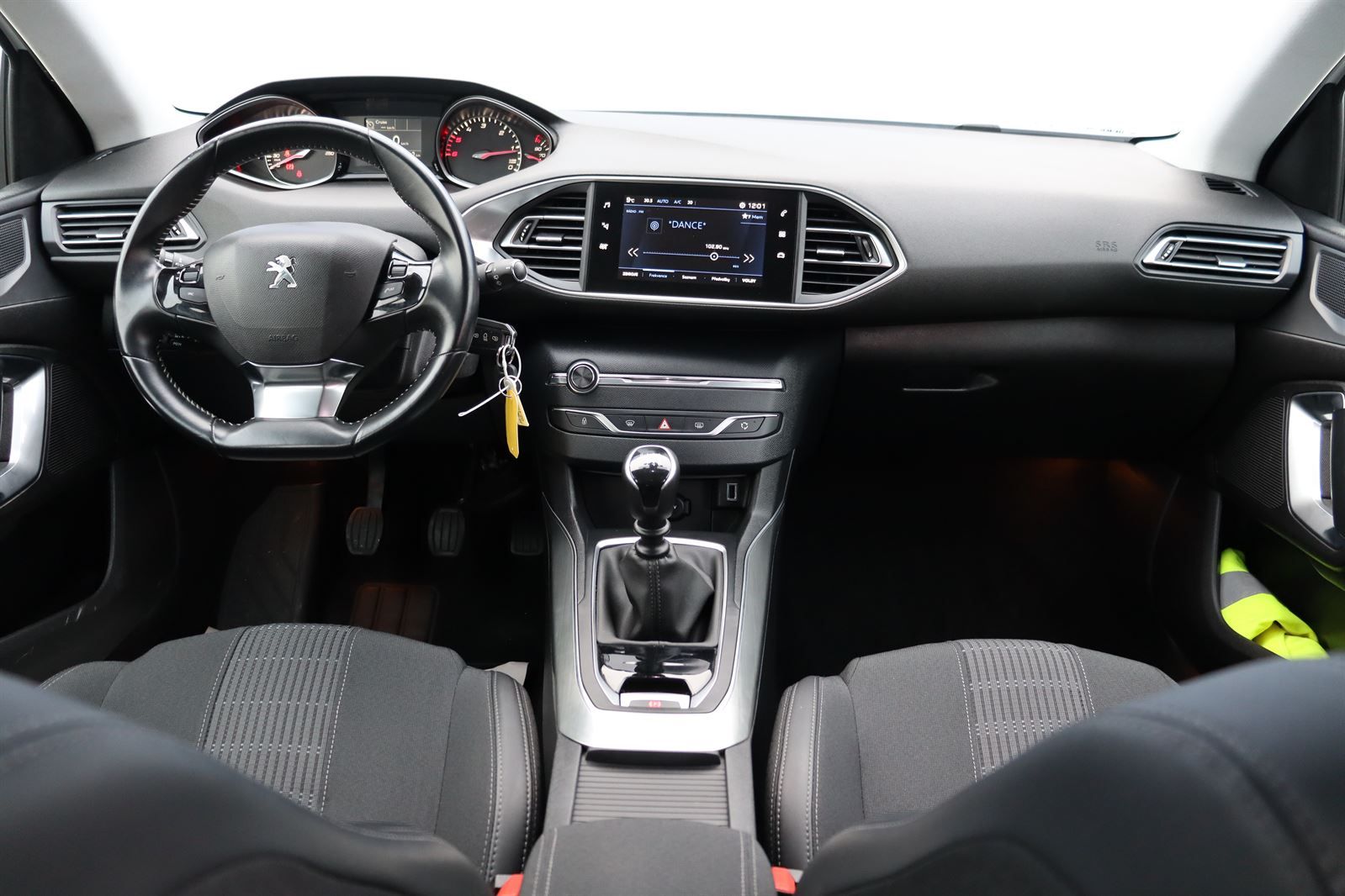 Peugeot 308, SW Allure 1,5 BlueHDi - fotka 3