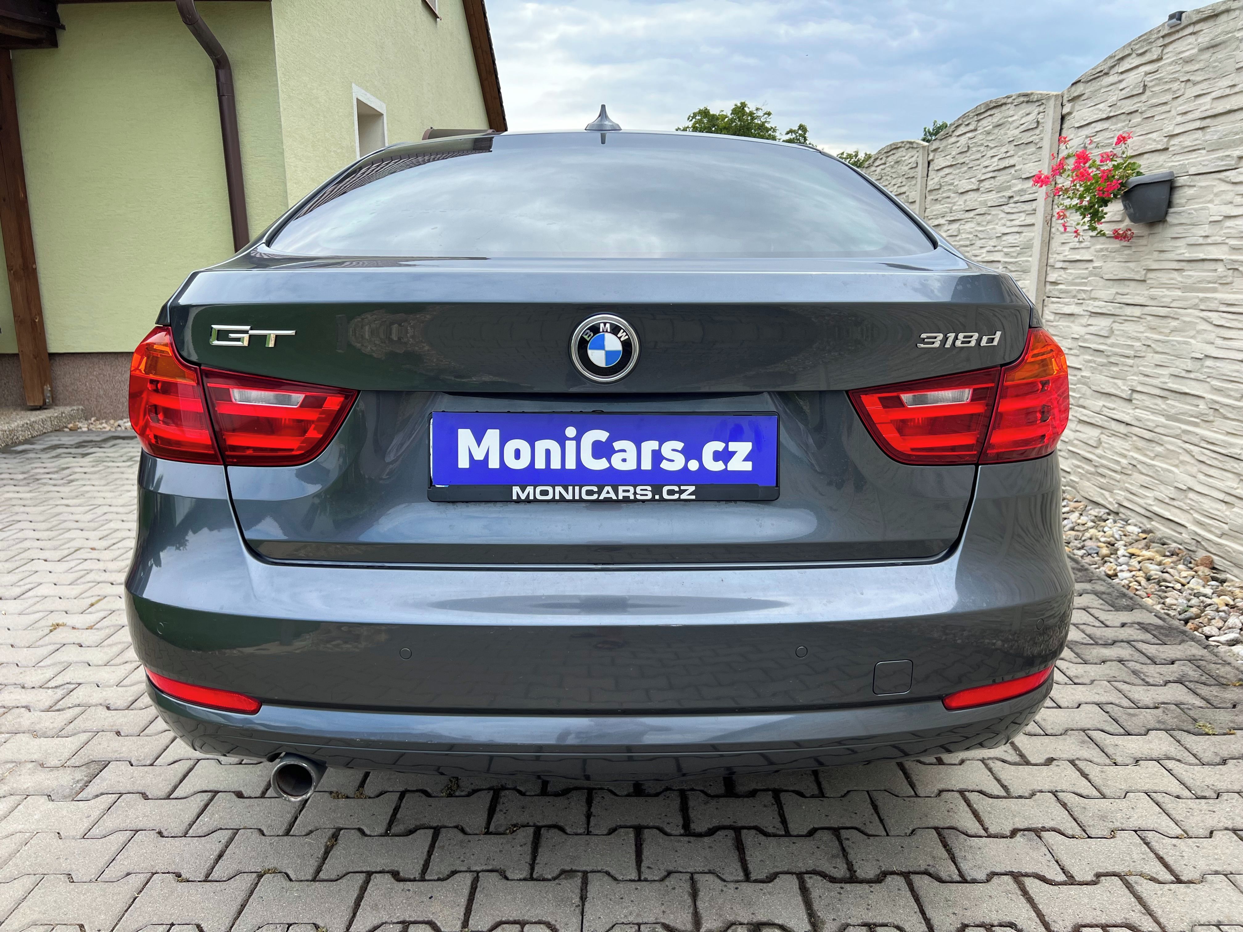BMW Řada 3, 118 D GT 105kW AUTOMAT - fotka 6