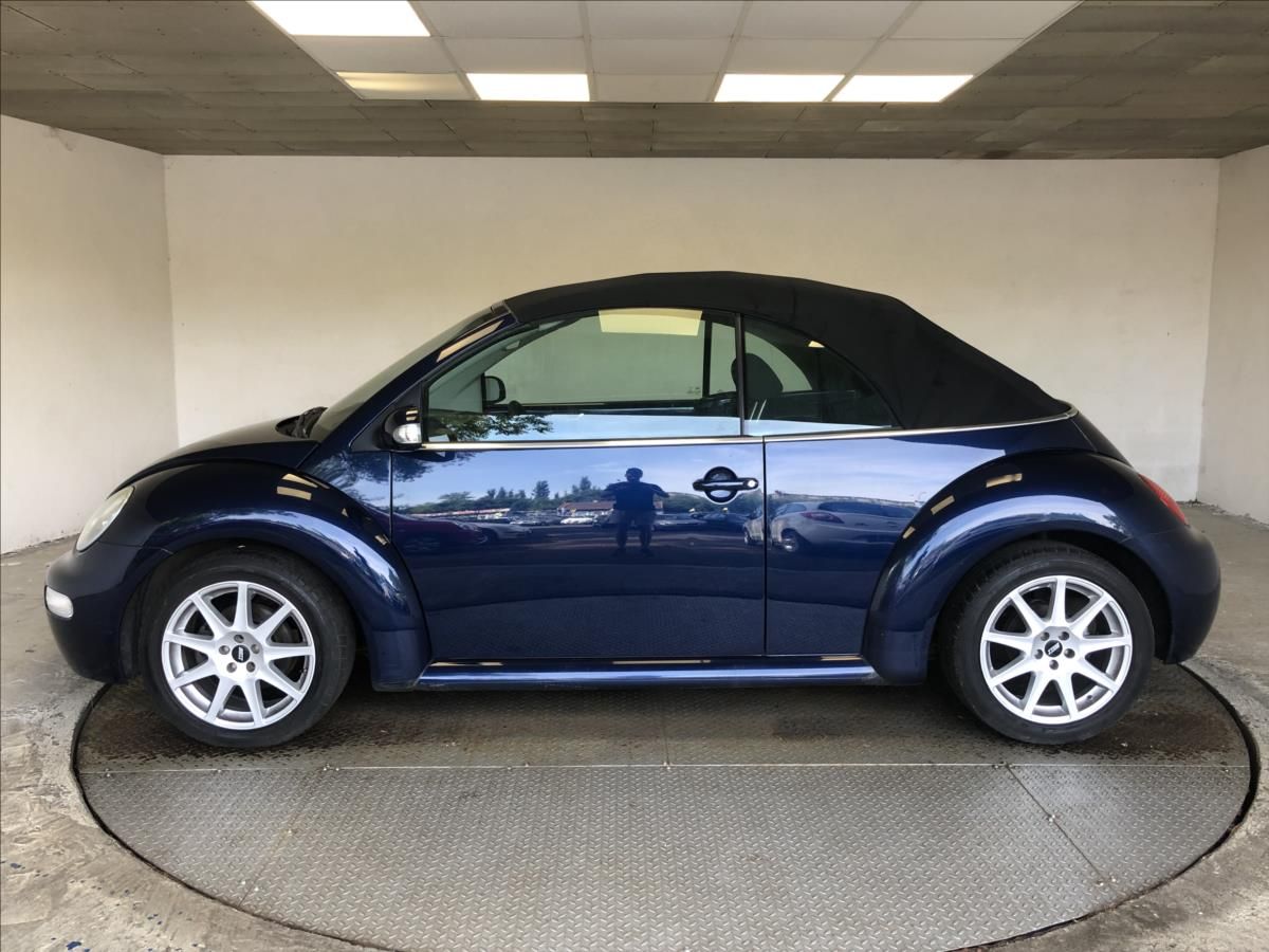 Volkswagen New Beetle, 1,6 MPI - fotka 4