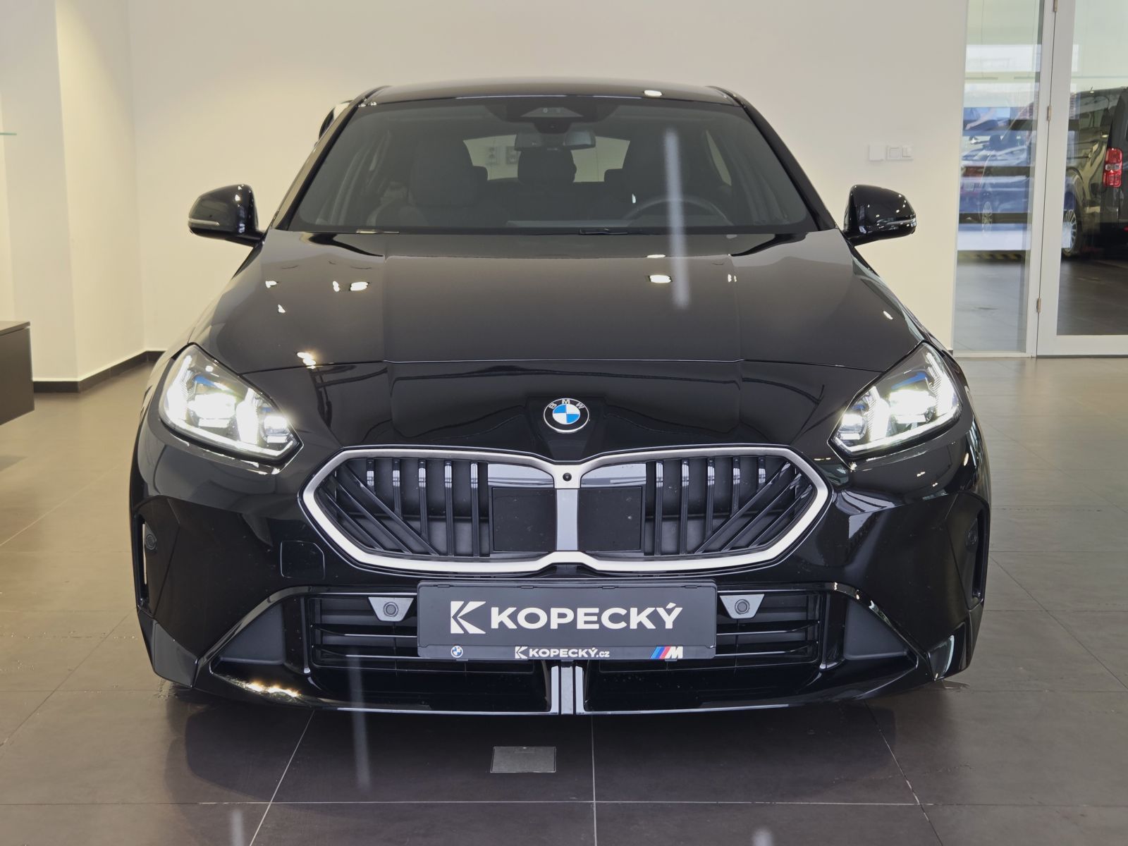 BMW Řada 1, 120d sDrive M Sport - fotka 2