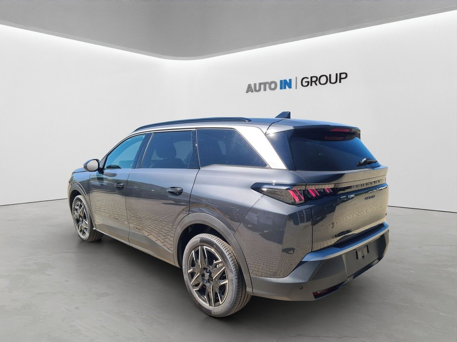 Peugeot 5008, ALLURE Hybrid 145 e-DCS6 - fotka 4