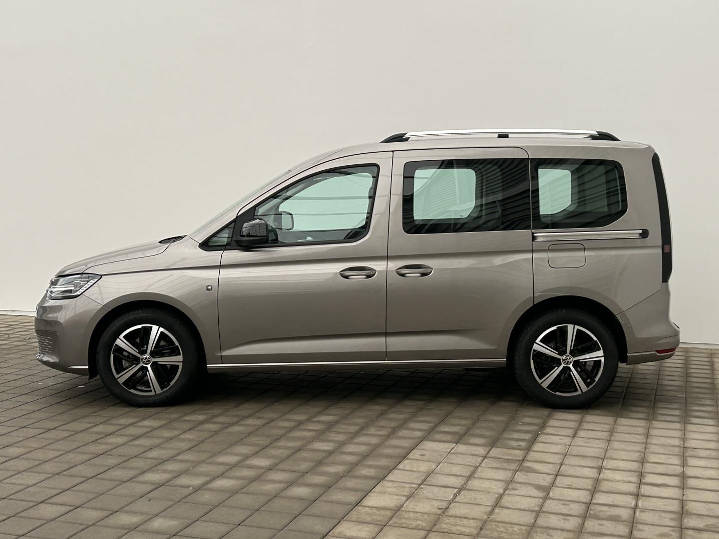 Volkswagen Caddy, 2.0TDI 90kW Life - fotka 3