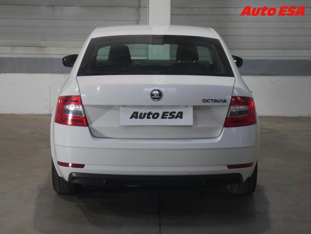 Škoda Octavia, 1.6 TDi,AC,STK11/27 - fotka 5