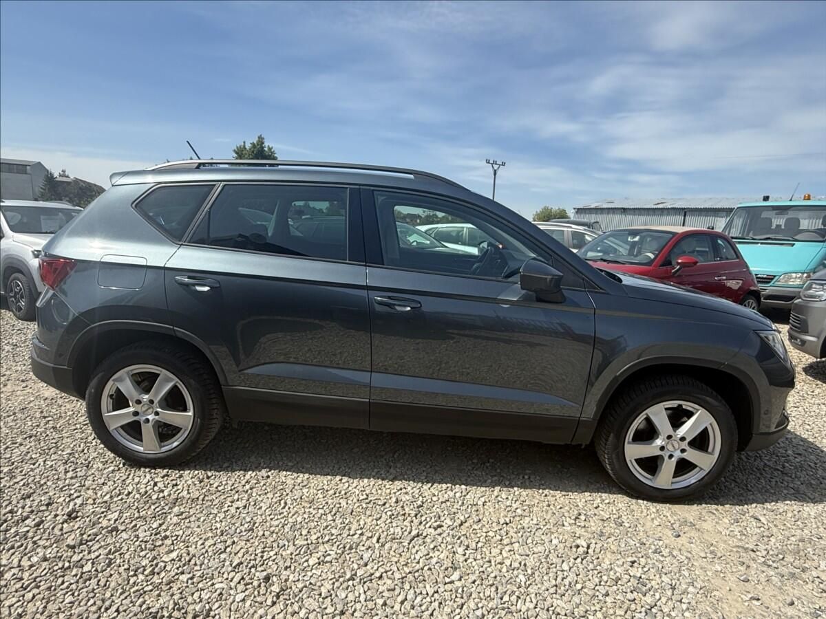 Seat Ateca, TDI 85kW STYLE TAŽNÉ LED - fotka 4