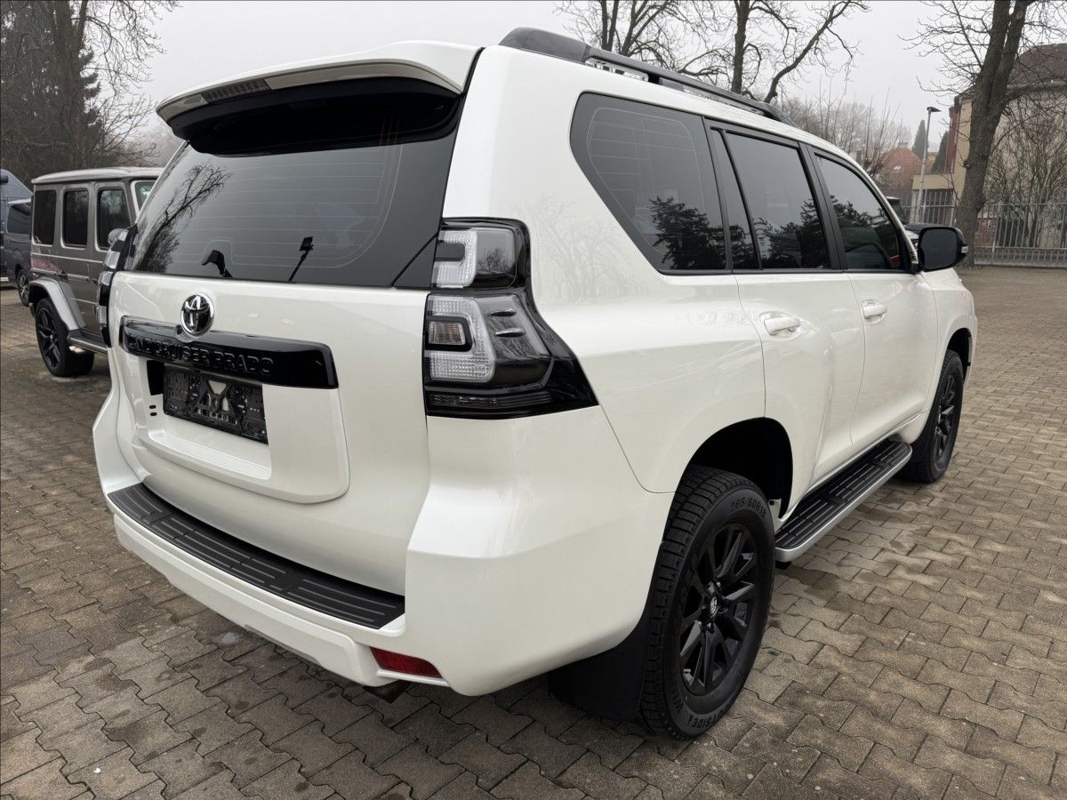 Toyota Land Cruiser, 4,0   150 Prestige - fotka 6