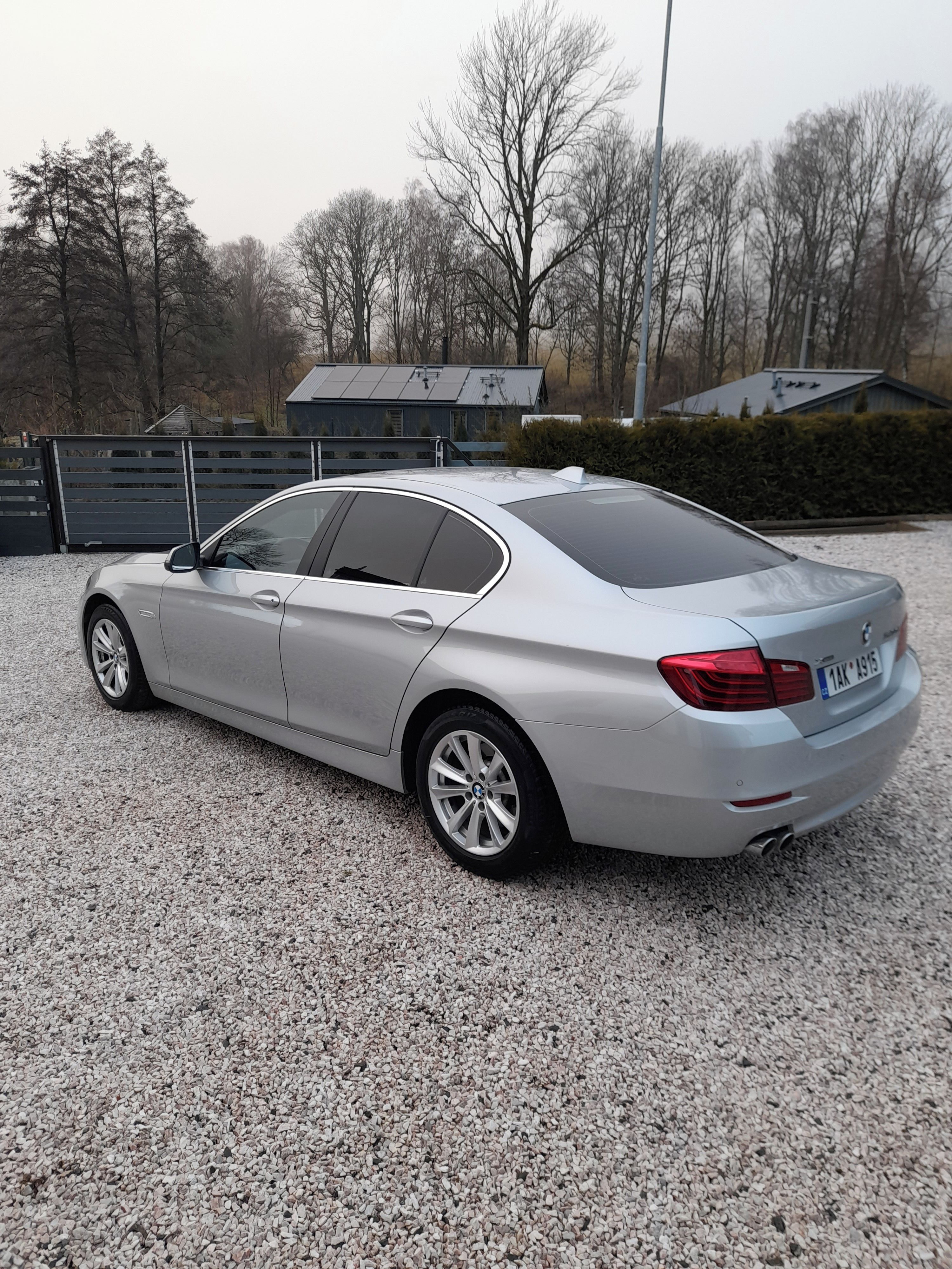 BMW Řada 5, BMW řady 5  520d XDRIVE CZ - fotka 2