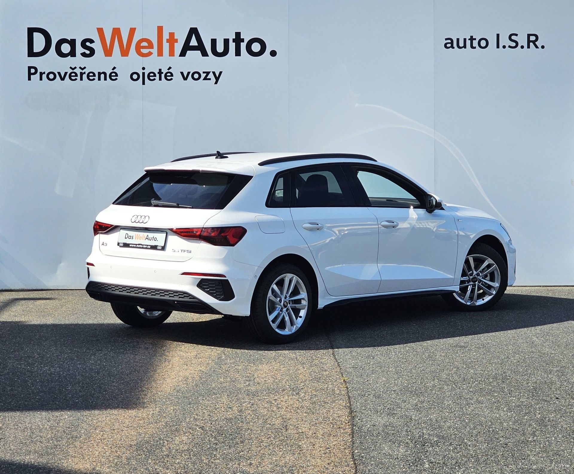 Audi A3, S-LINE 35 TFSI CoD - fotka 2