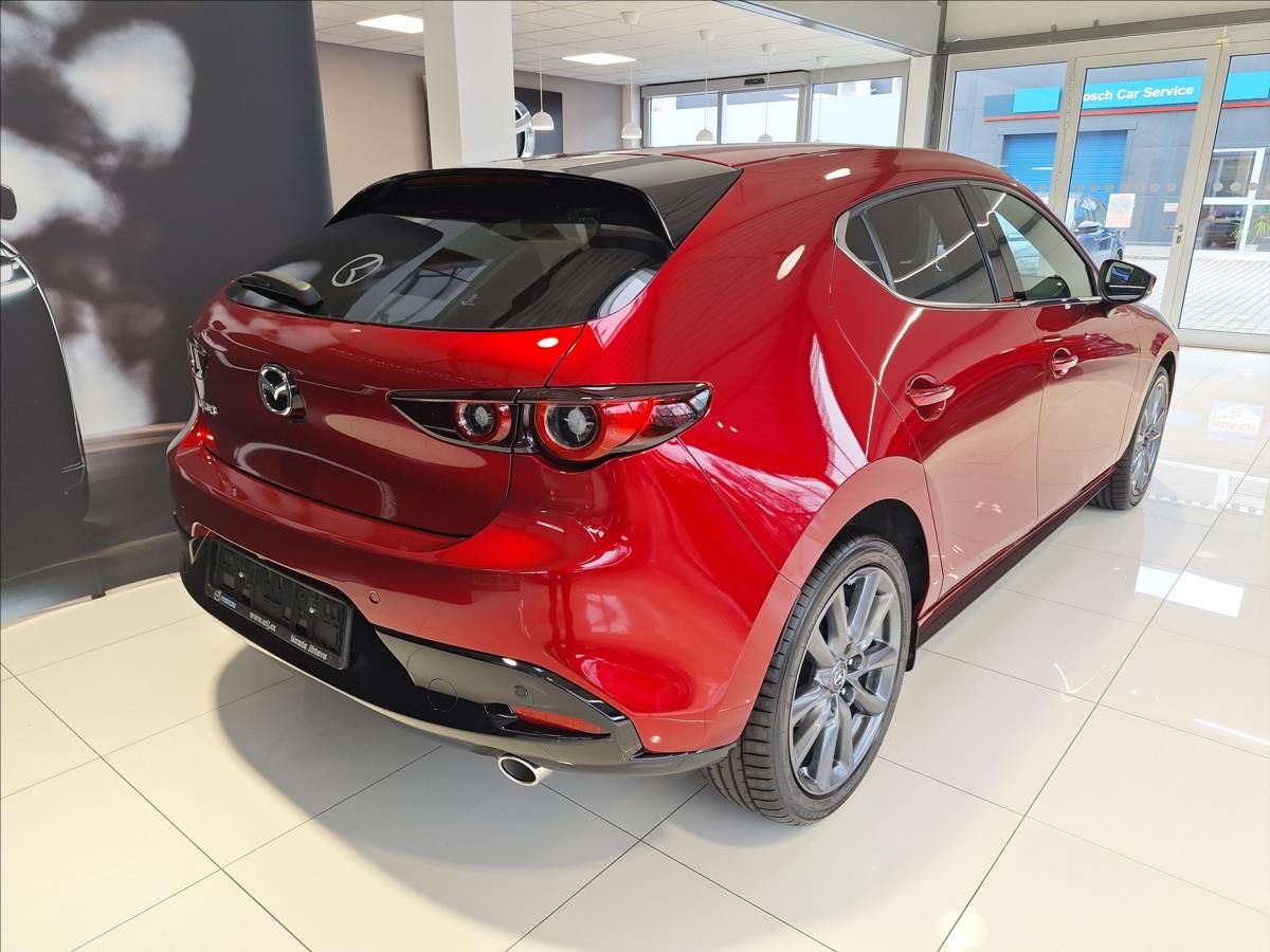 Mazda 3, 2.5 G 140ps 6AT FWD CENTRE-LIN - fotka 2