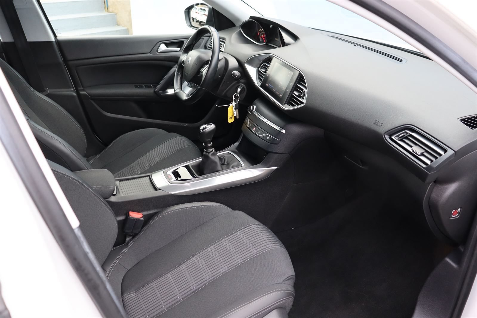 Peugeot 308, SW Allure 1,5 BlueHDi - fotka 4