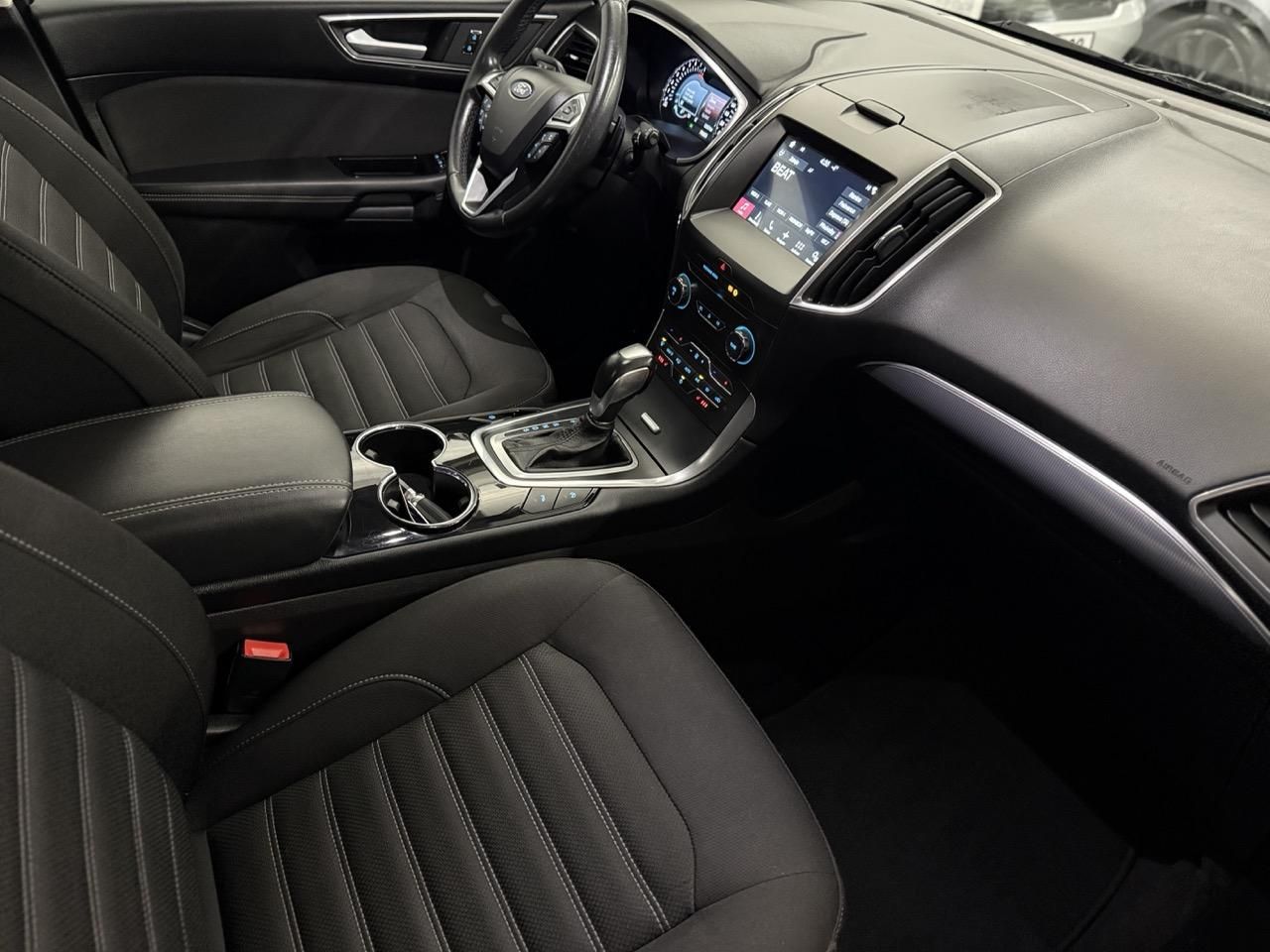 Ford Galaxy, 2.0Ti,ECOBOOST!,AT,ZÁRUKA,177K - fotka 2