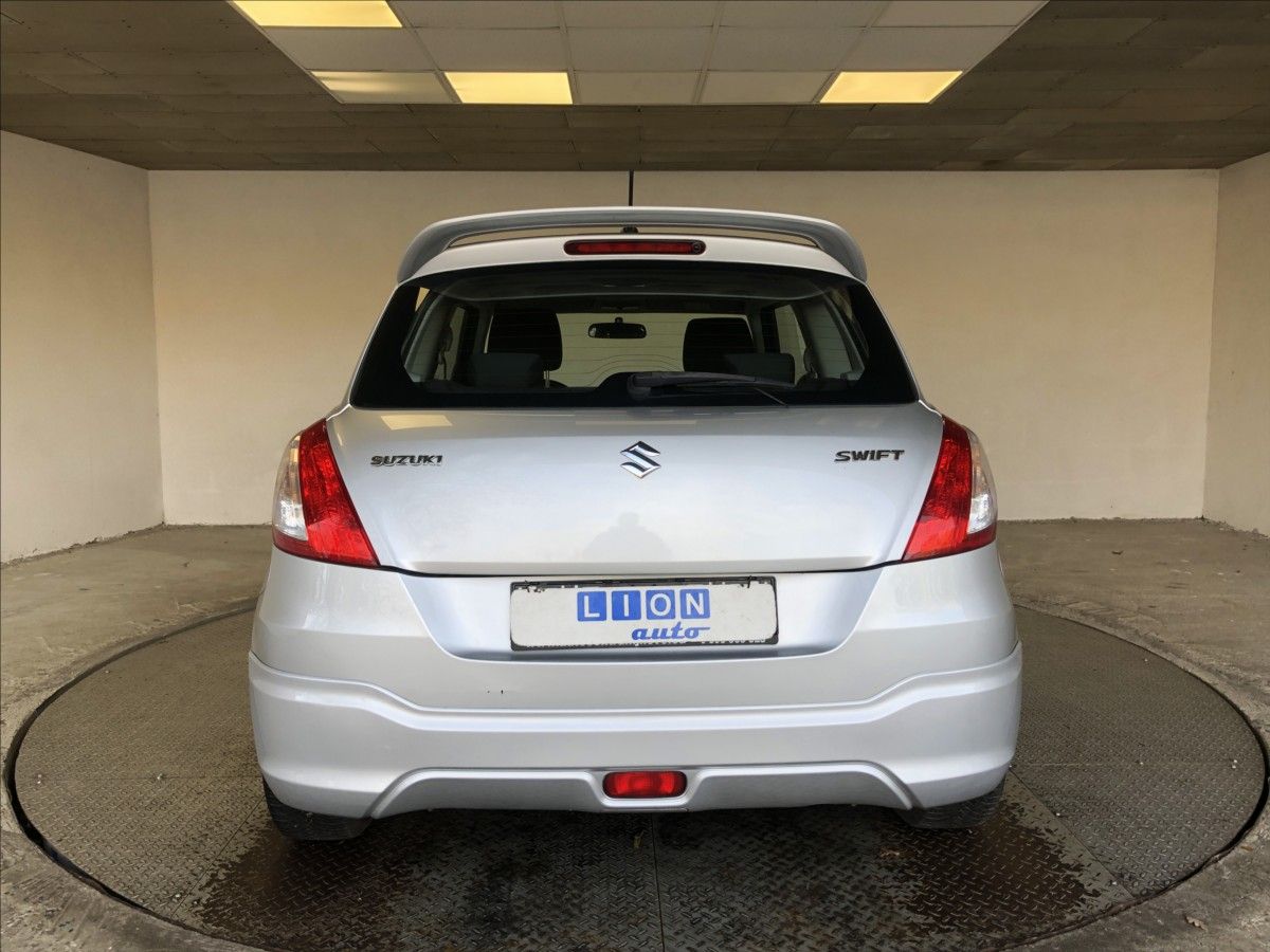 Suzuki Swift, 1,2 16V VVT-i X-ITE - fotka 6