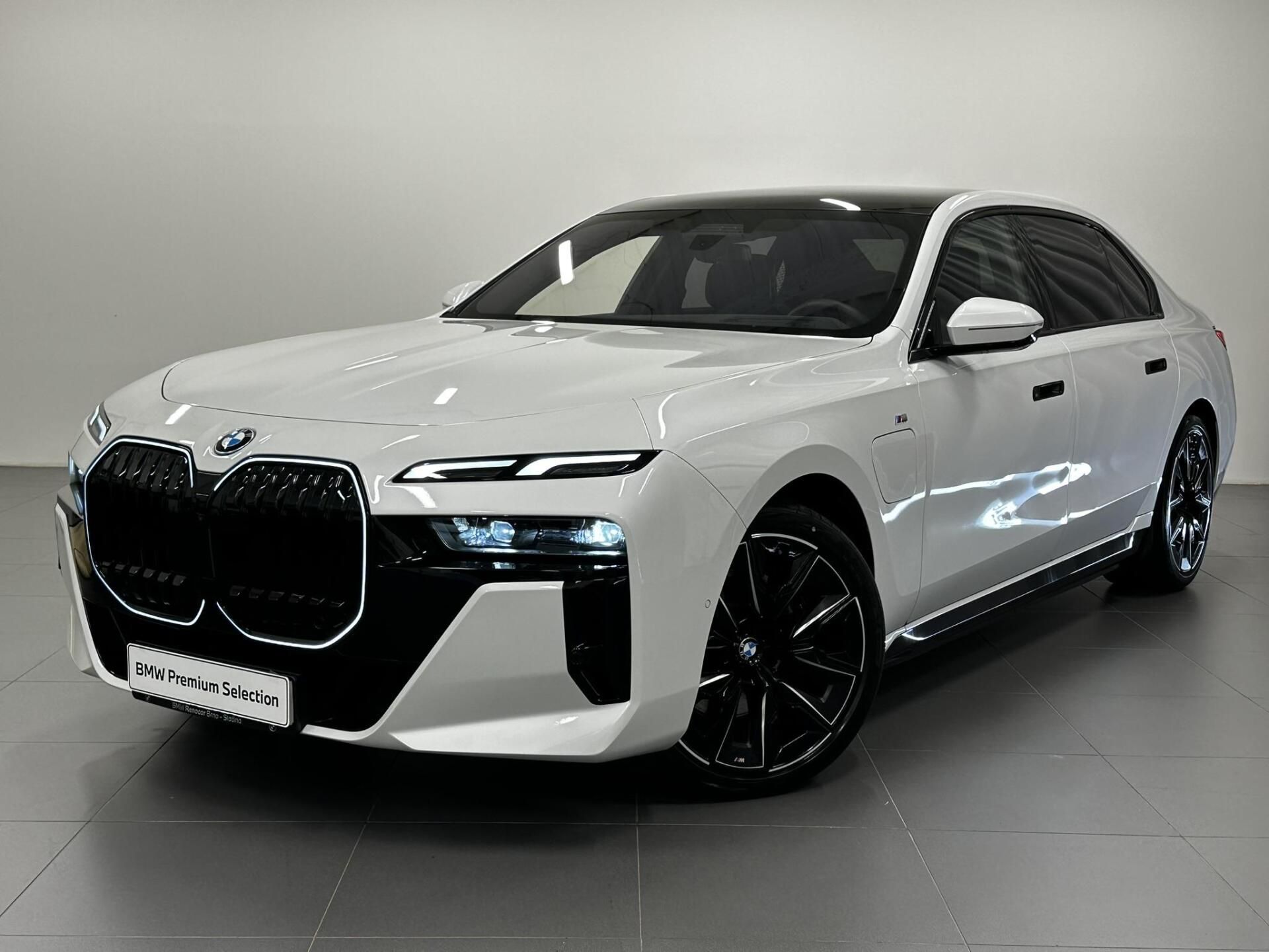 BMW Řada 7, 750e xDrive Sedan