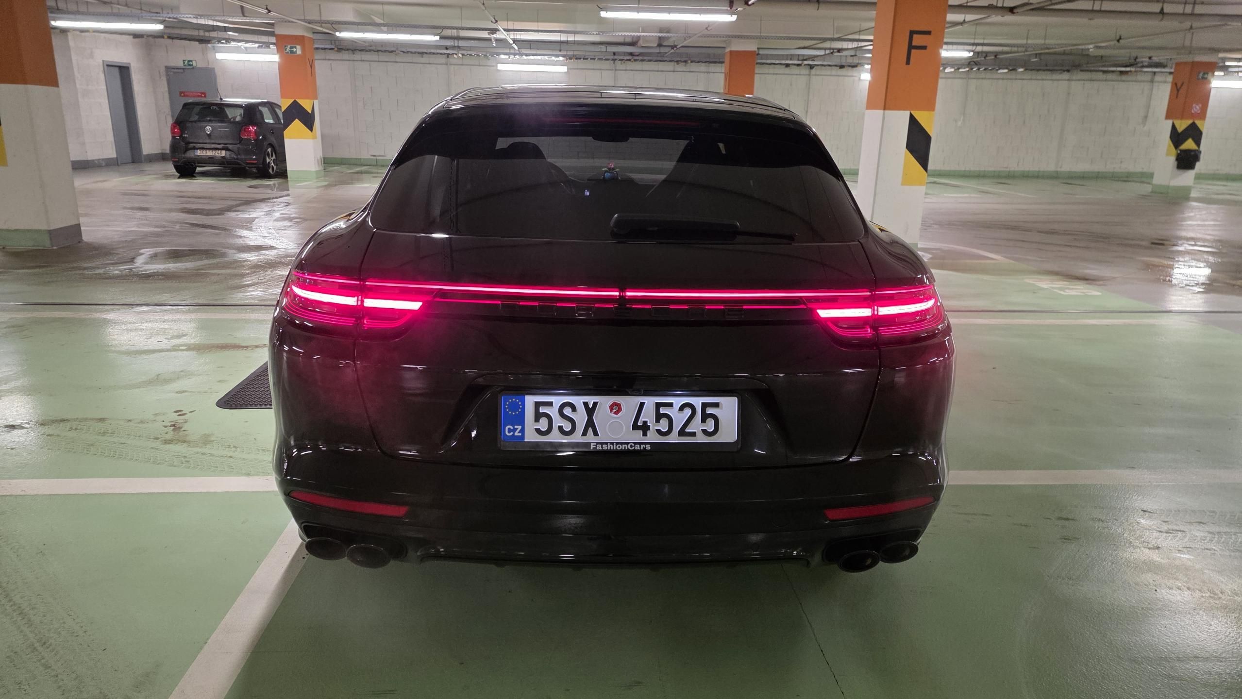 Porsche Panamera, TURBO CERAMIC NOČNÍ PANO MAX - fotka 5