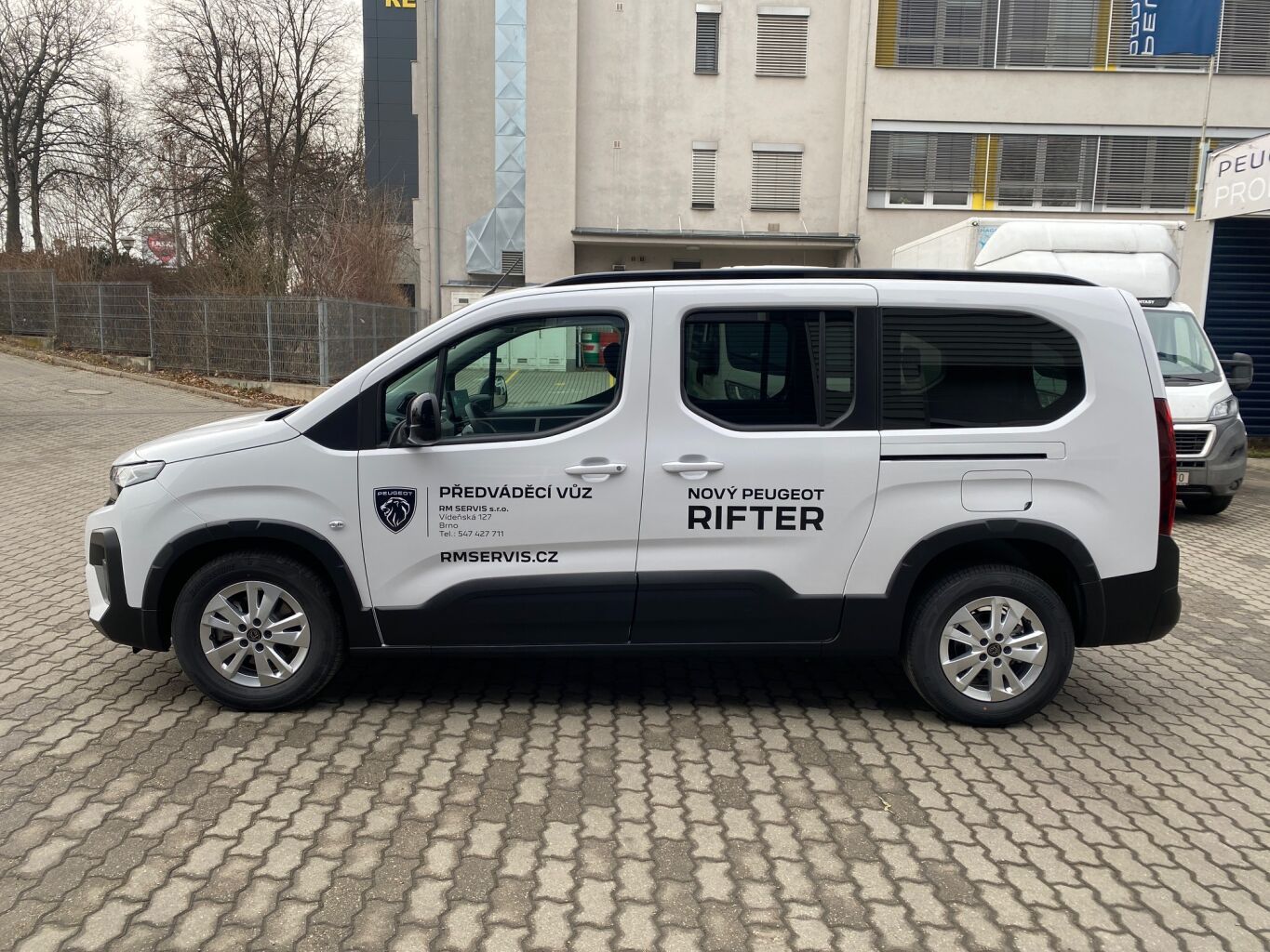 Peugeot Rifter, LONG ALLURE BlueHDi 130 EAT8 N - fotka 3
