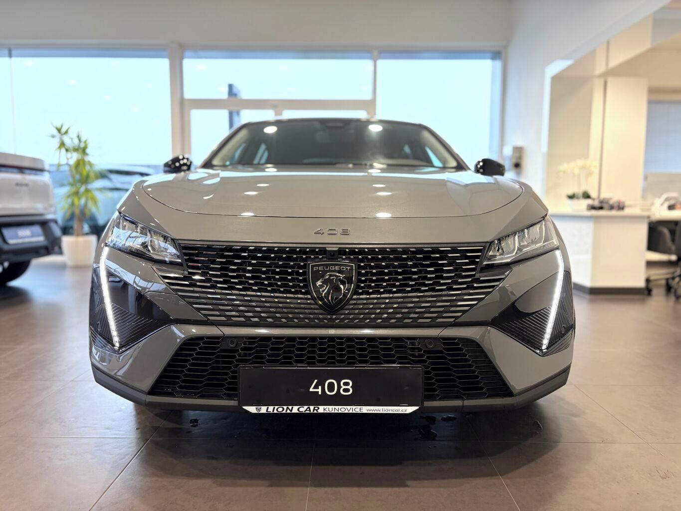 Peugeot 408, ALLURE Hybrid 145k Automat - fotka 2