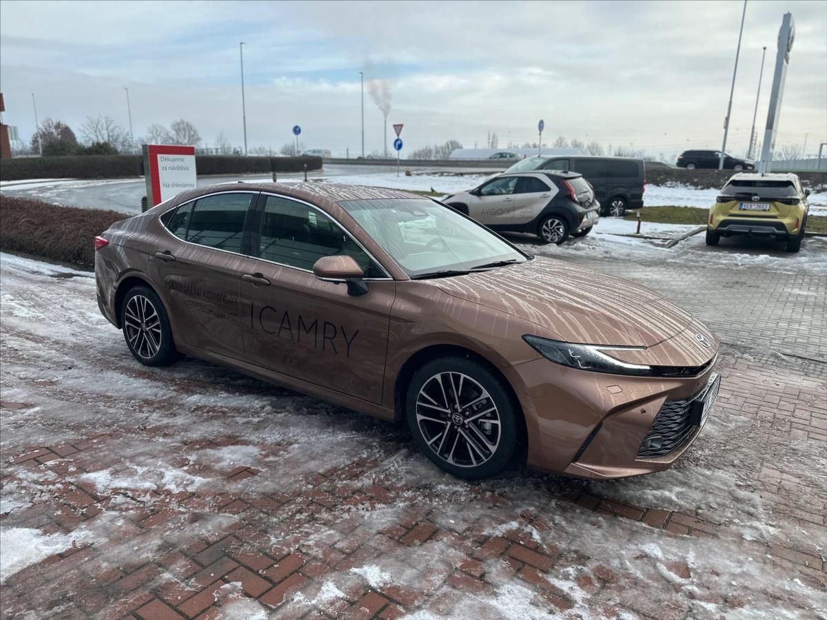 Toyota Camry, 2,5 Executive - fotka 2