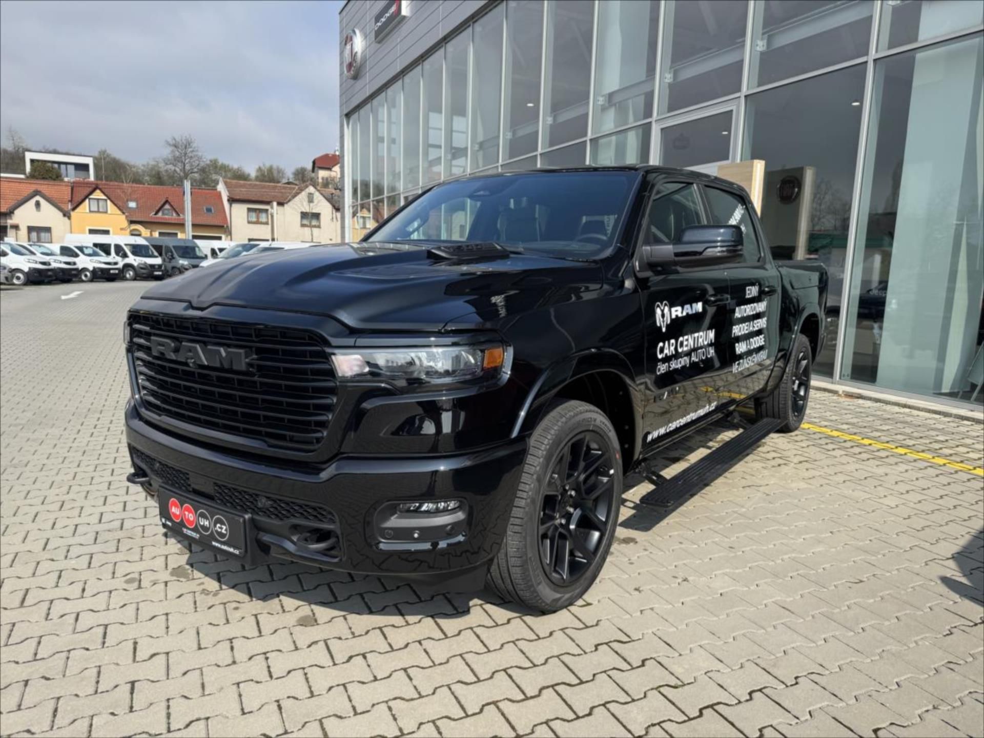Dodge Ram, 3,0 R6  Laramie Night - fotka 3
