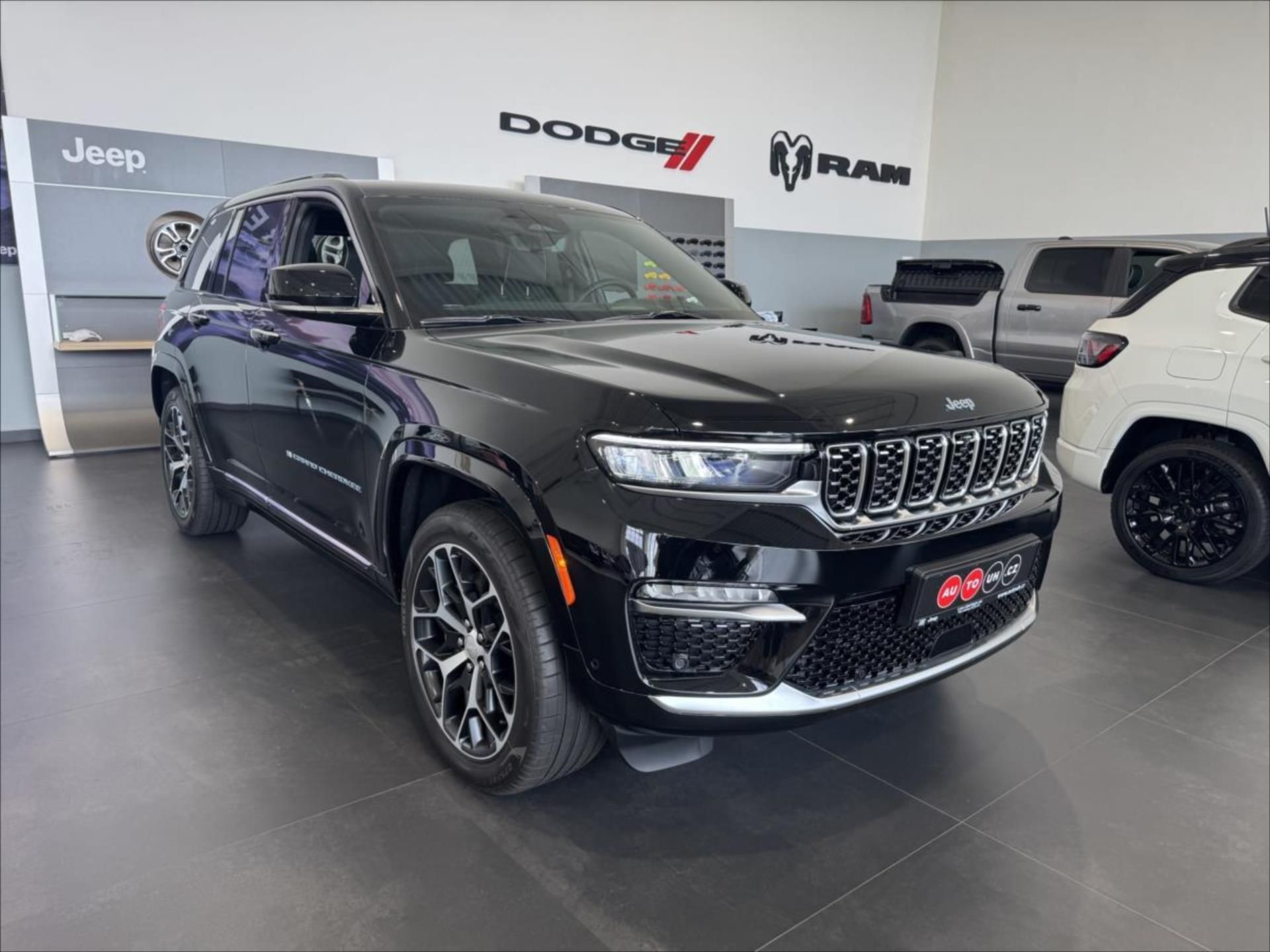 Jeep Grand Cherokee, 2,0 4xe Plug-In 380k 8AT Summ