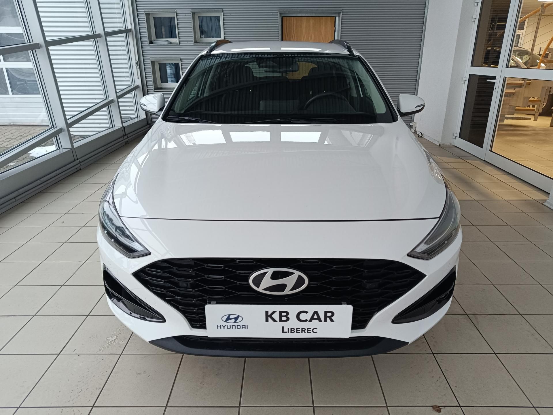 Hyundai i30, 1.5 DPI 71kW STYLE MT - fotka 6