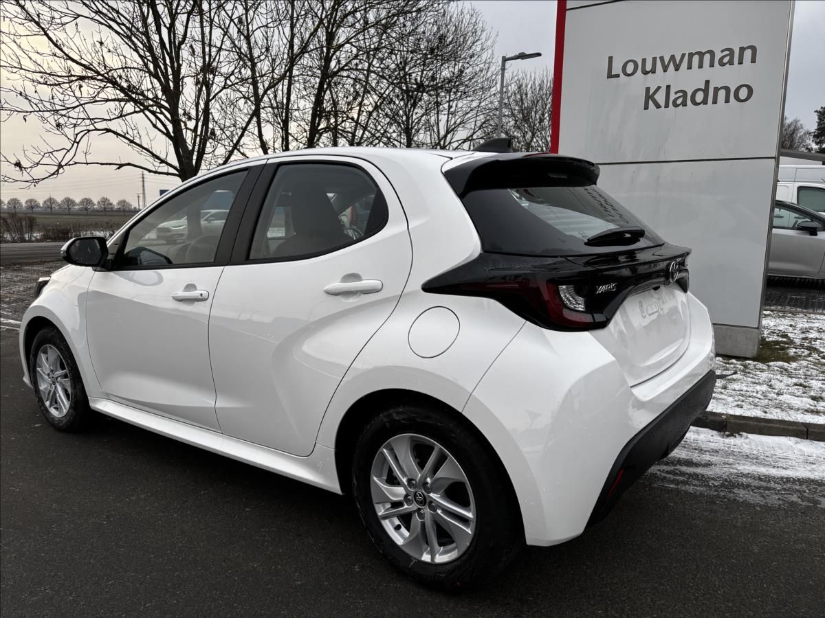 Toyota Yaris, 1,5 1.5HEV 116k  Comfort - fotka 4