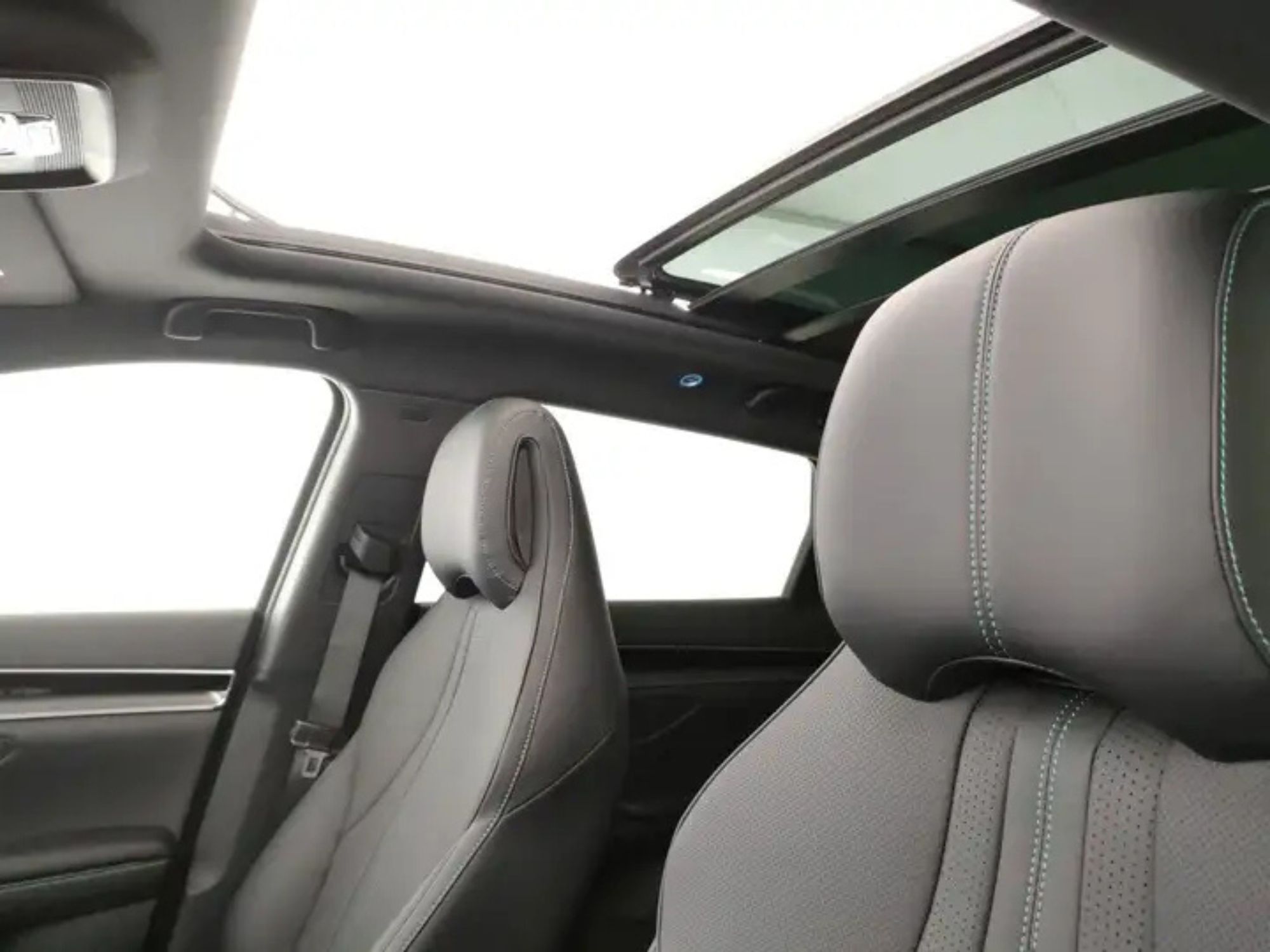 BYD Seal U, DESIGN 4X4 VÝKON A PLNÁ VÝBAVA - fotka 5