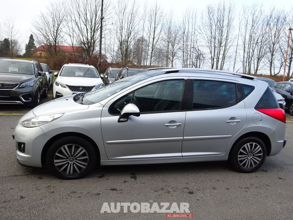 Peugeot 207, SW 1,6 HDI - fotka 4