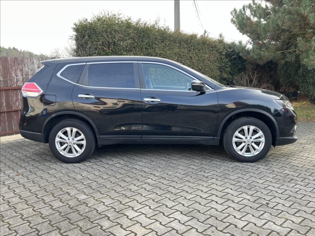 Nissan X-Trail, 1,6 dCi  7-míst automat - fotka 6