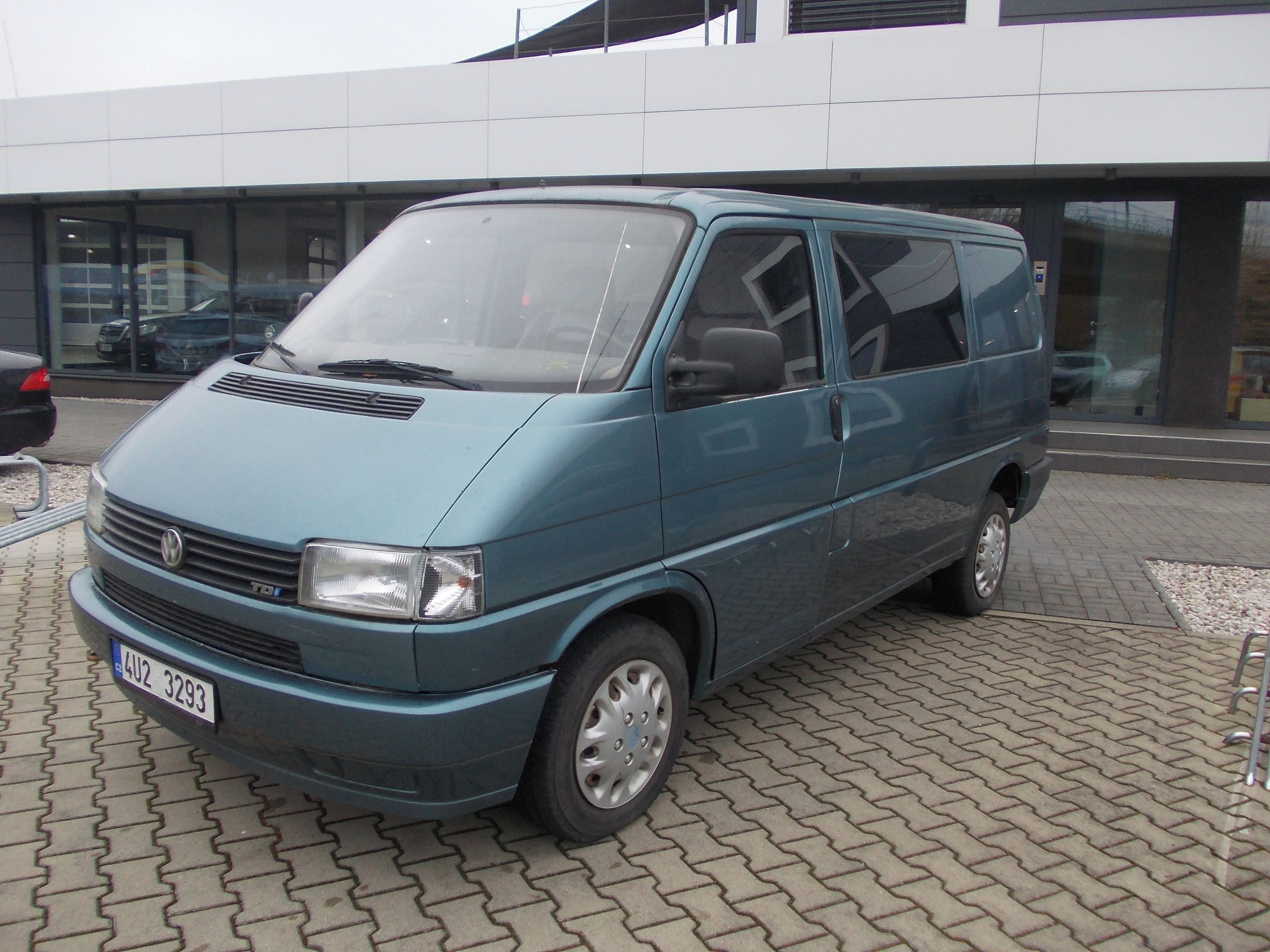 Volkswagen Transporter, T4 2.4D TAŽNÉ ZAŘÍZENÍ - fotka 2