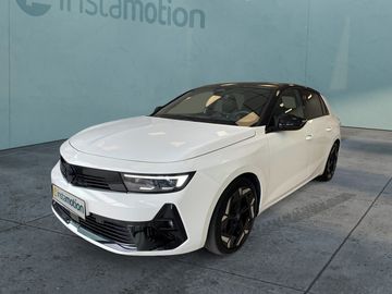 Astra GSE PHEV AT 12000km