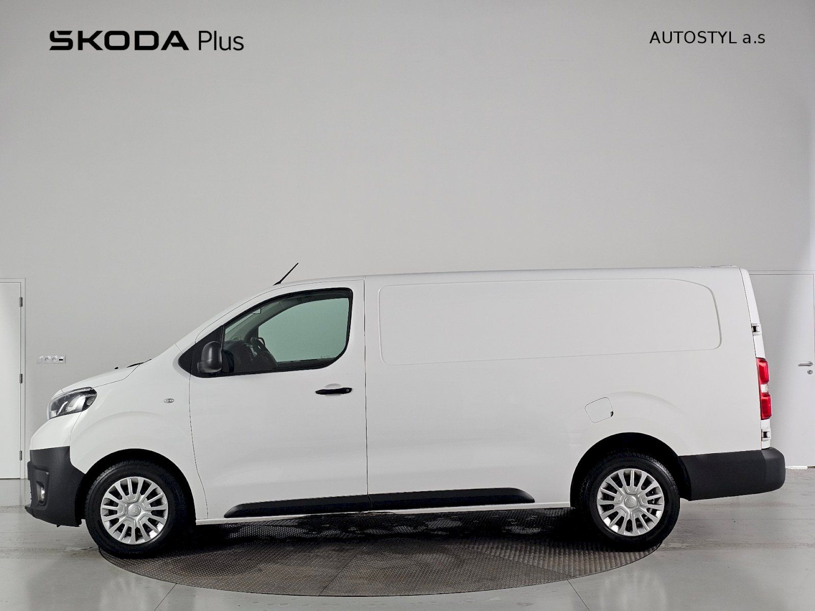 Toyota Proace, 2.0D 120k L2 Active - fotka 3