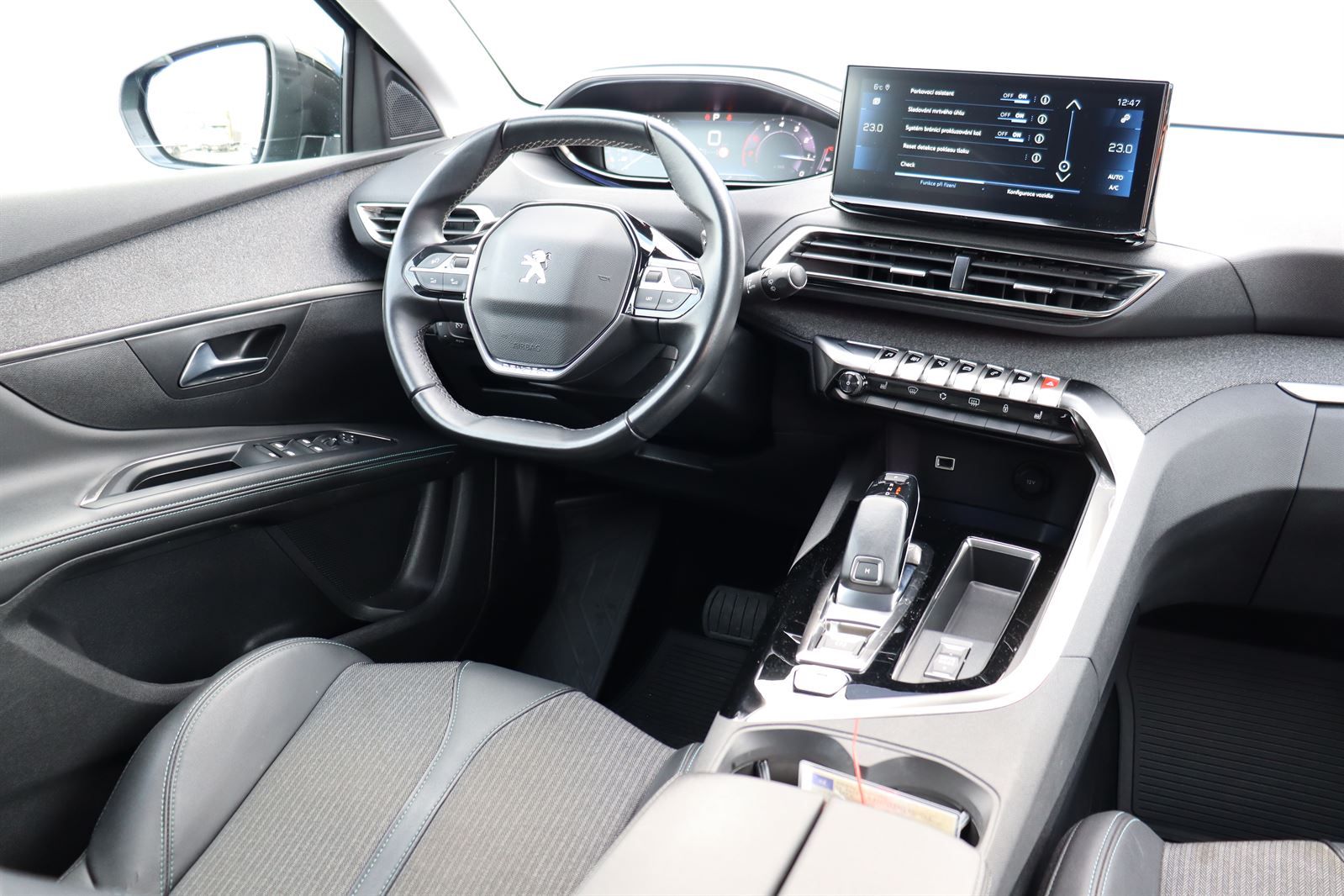 Peugeot 5008, ALLURE PACK 1.2 PureTech - fotka 5